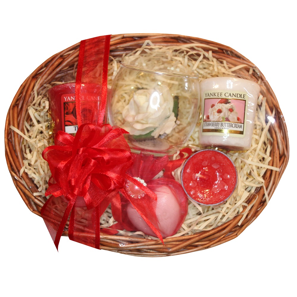 Candle Treat, Gift Basket - Red
