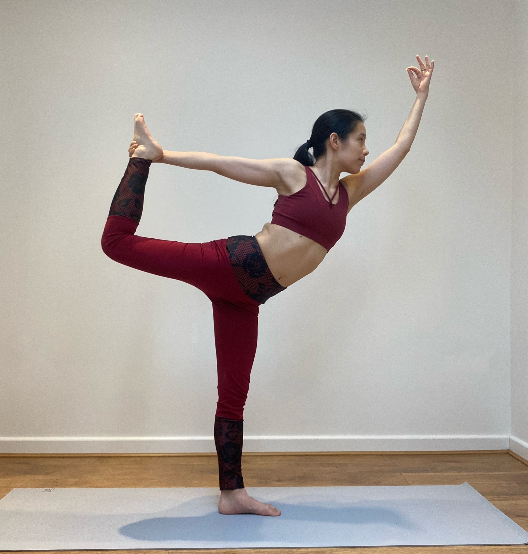 Yoga Mind Balance offers yoga classes, 1-1 Private Yoga sessions and Workshops in South Woodford.