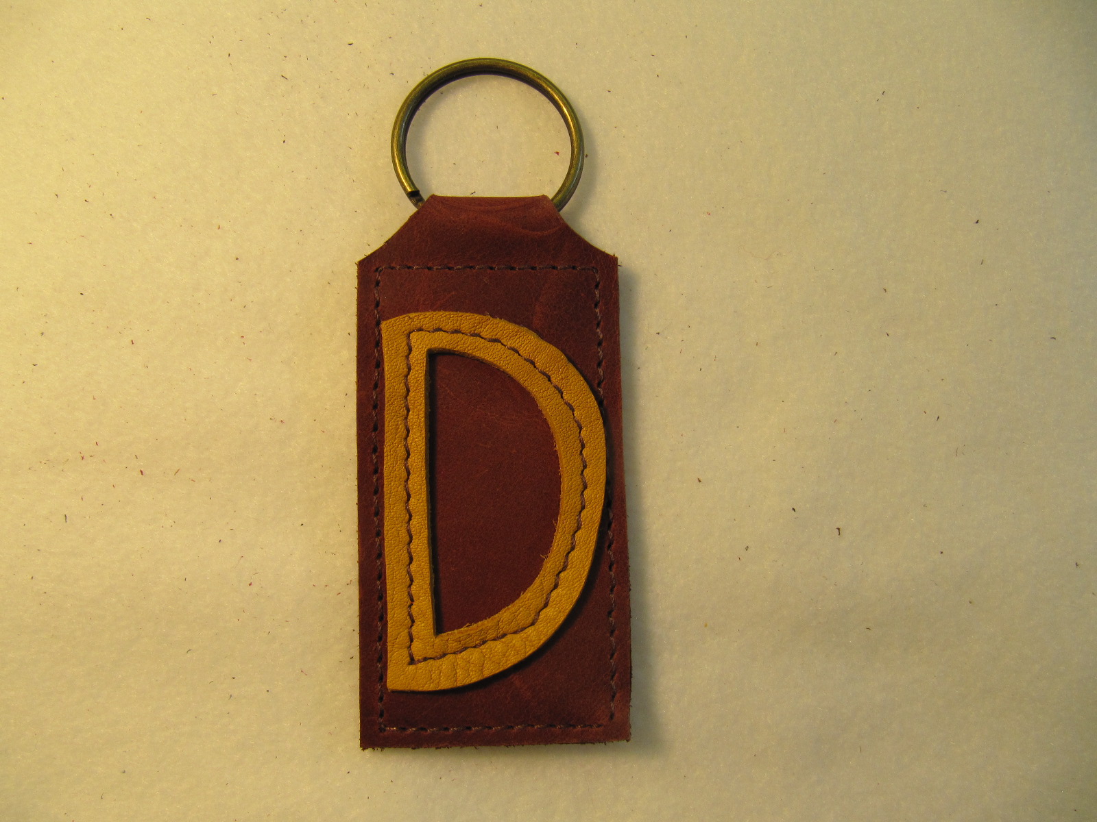 Initial leather key fobs 'D'