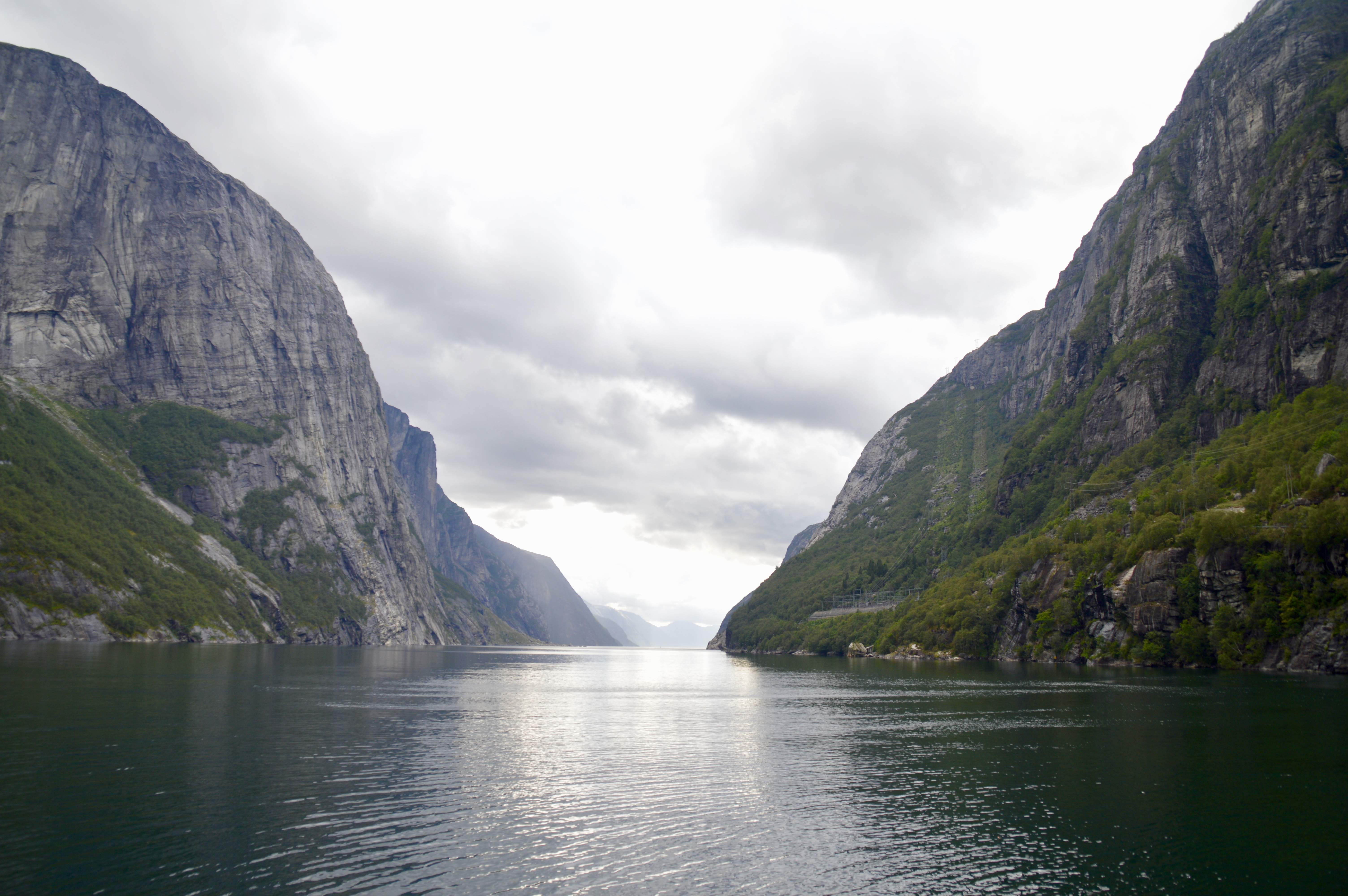 Lysebotnfjorden