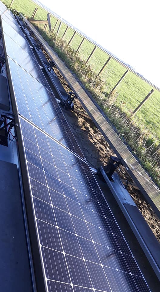 Zonnepanelen installeren Alphen aan de Rijn op boerderij