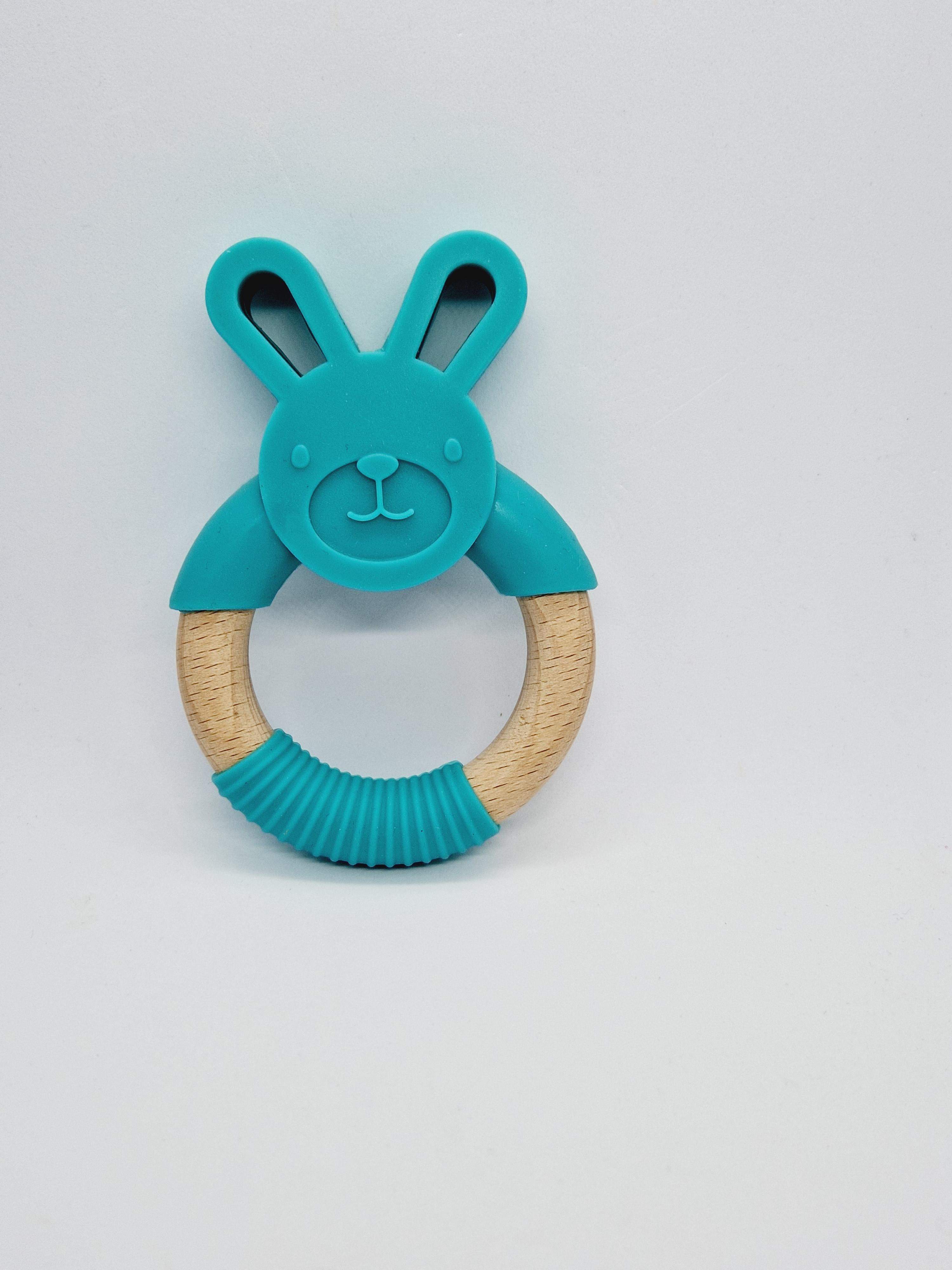 Beech wood and silicone teether