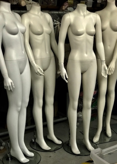 Mannequins (2).jpg