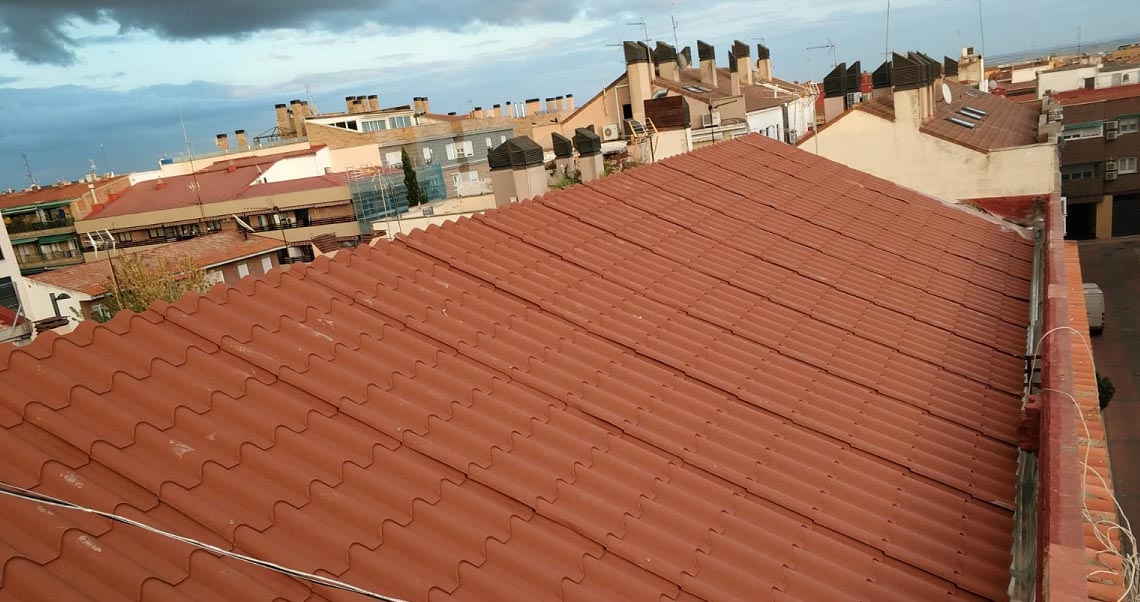 Empresa de construcción de tejados y cubiertas de edificios, chalets, azoteas, terrazas, aticos Empresa de construcción de tejados y cubiertas de edificios, chalets, azoteas, terrazas, aticos