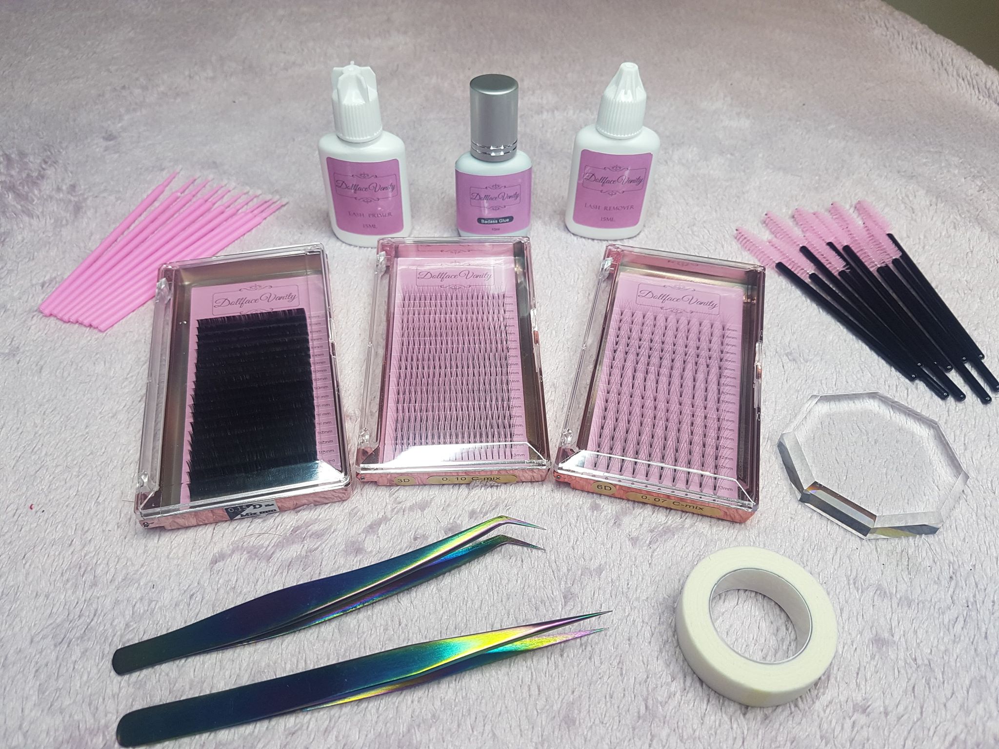 CLASSIC & RUSSIAN VOLUME LASH COURSE (KIT INCLUDED)