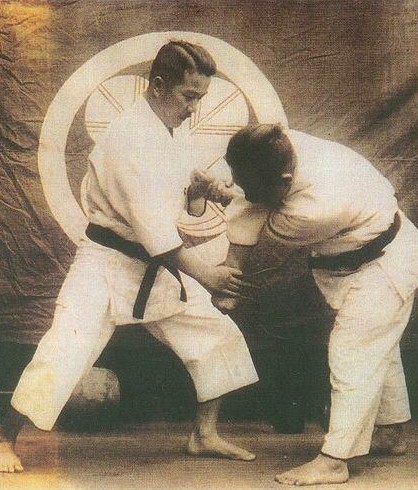 No locks or throws in Karate? Read this!