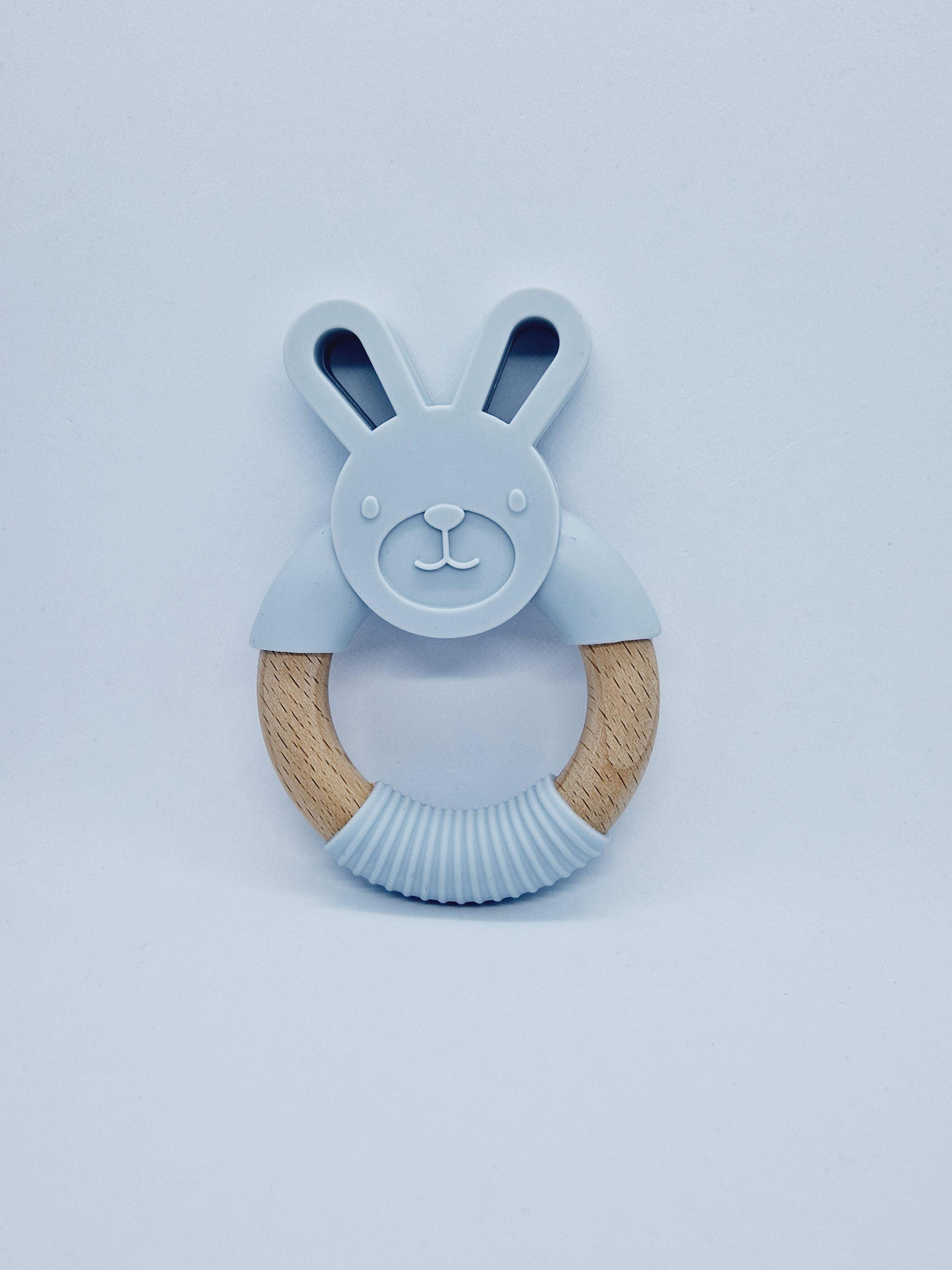 Beech wood and silicone teether