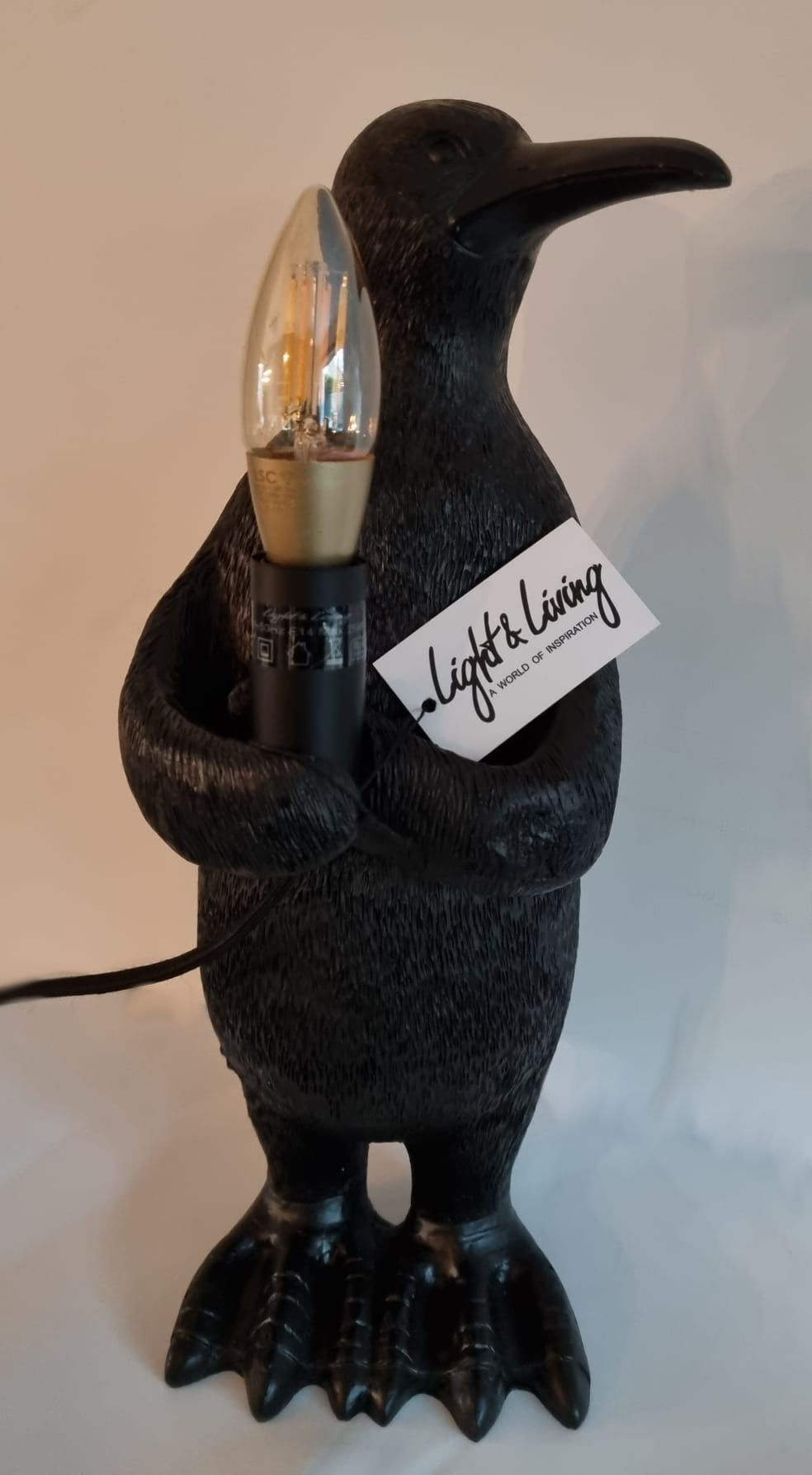Tafellamp PINGUIN JUNIOR BLACK, afmeting 16x13x34cm.