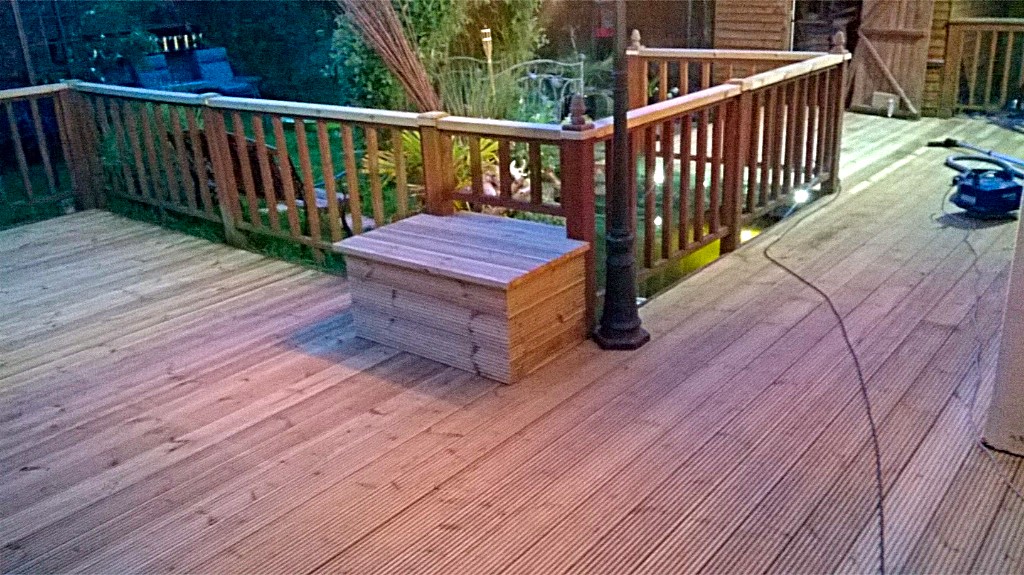 Garden decking supplied and fitted in naas newbridge kildare and kilcullen