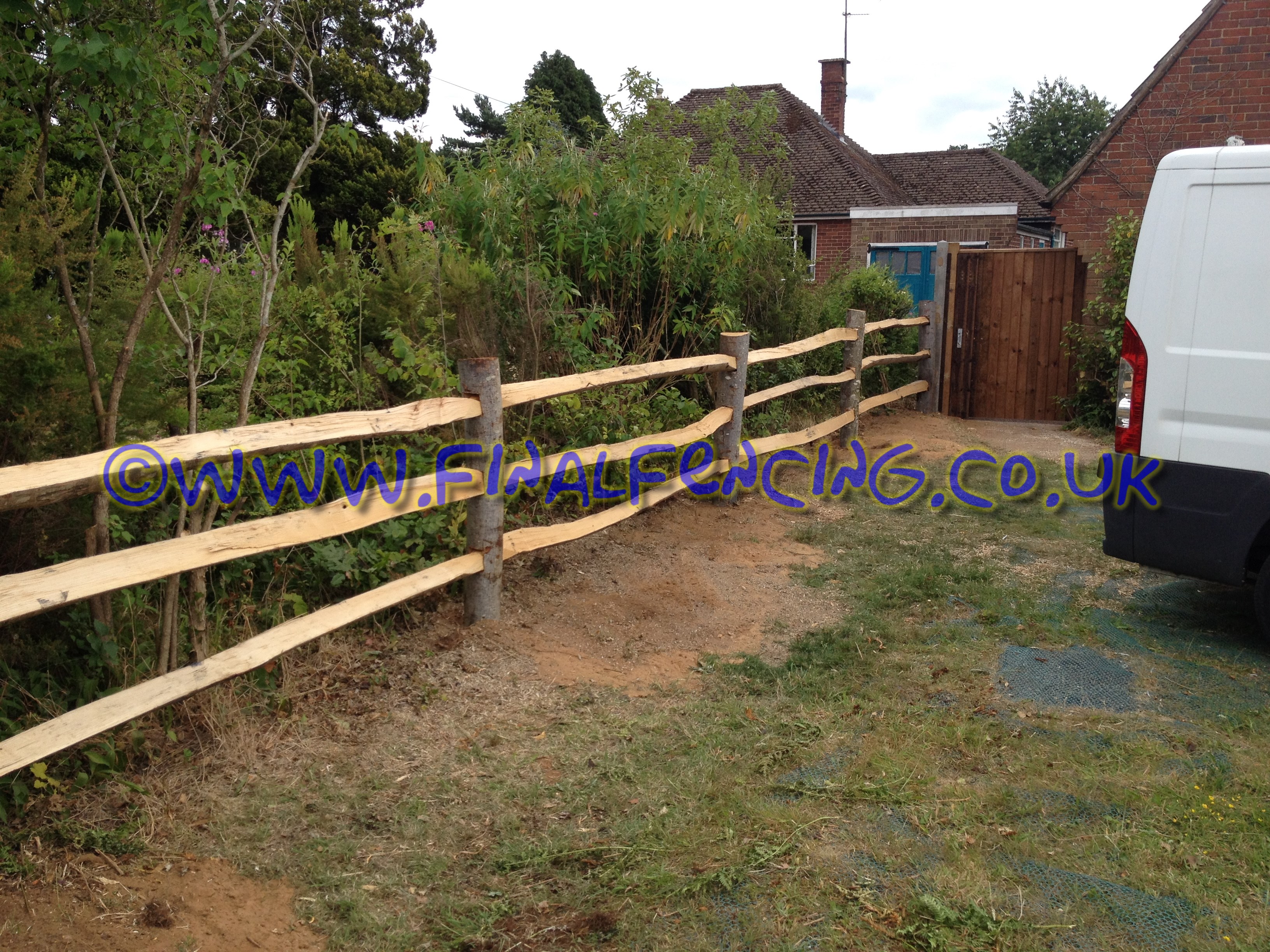 chestnut post and rail fencing