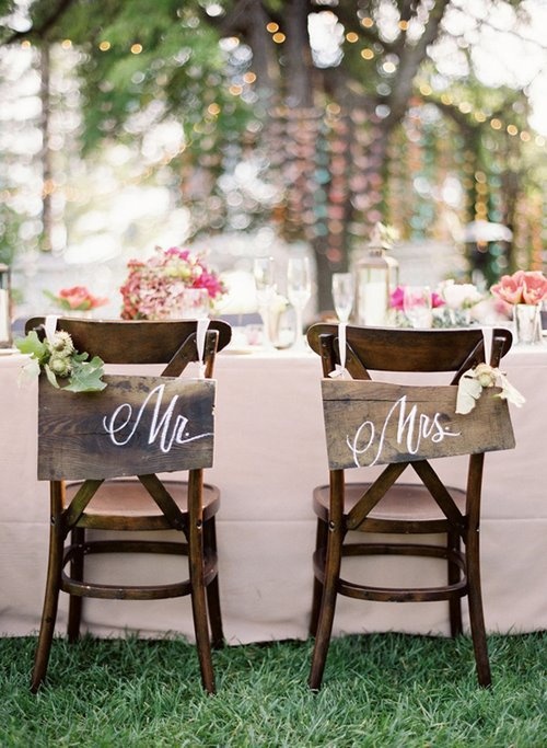 rustic-wedding-chair-signsjpg