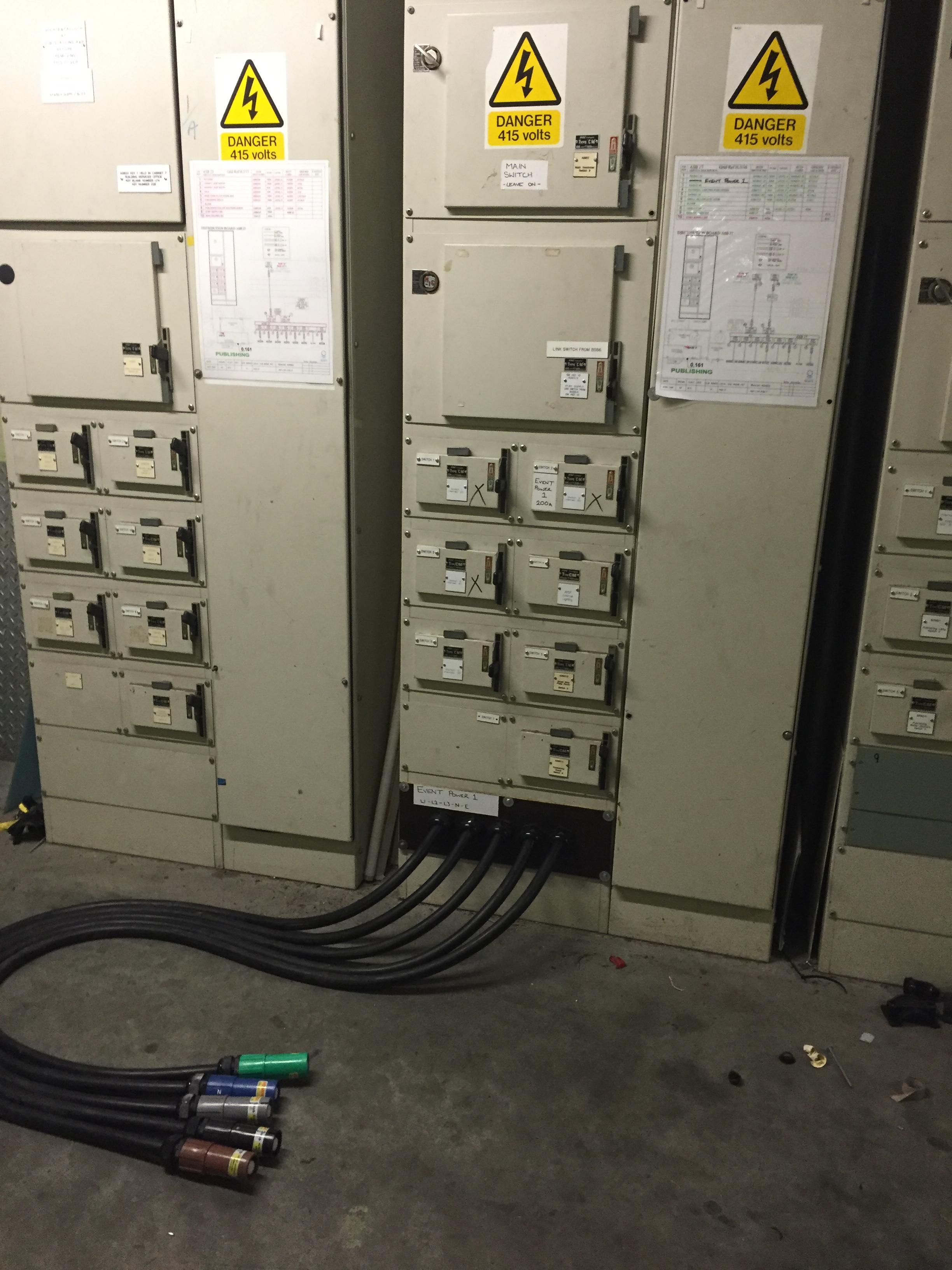 Installation of 200A 3 phase Powerlock circuit