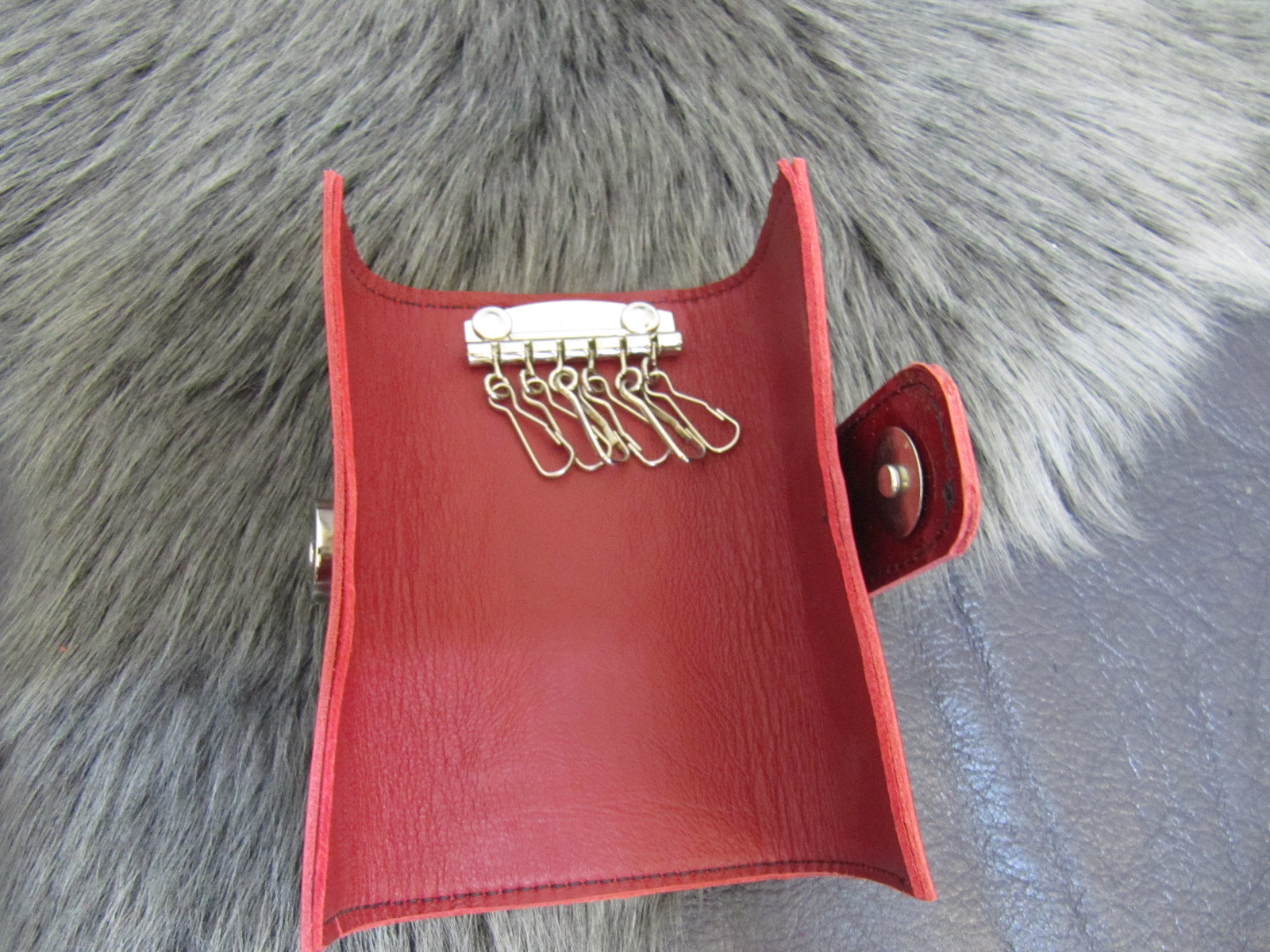 Leather key case in red patent