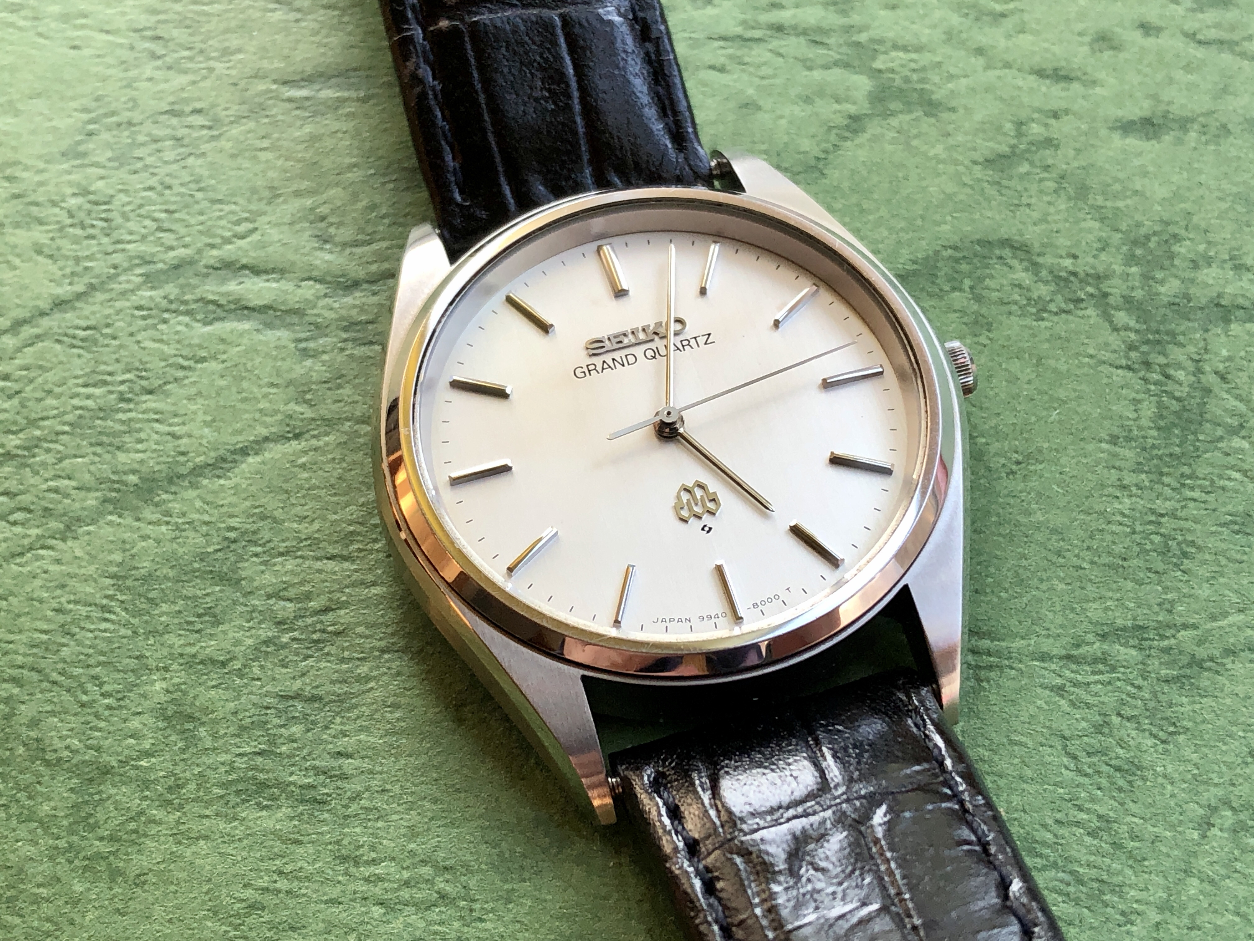 SEIKO GRAND QUARTZ グランド　9940‐8010 ゴールド