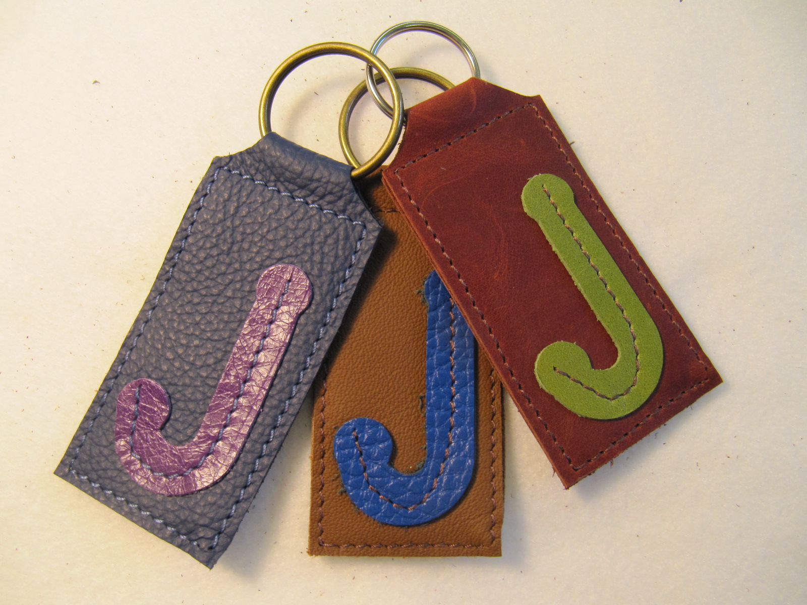 Initial leather key fobs 'J'