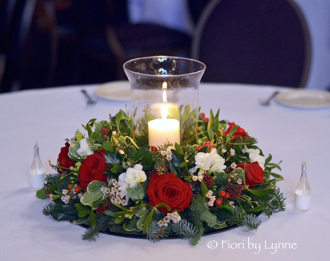 candlefloral-wreath-tablecentre-christmas-wedding-reds.jpg