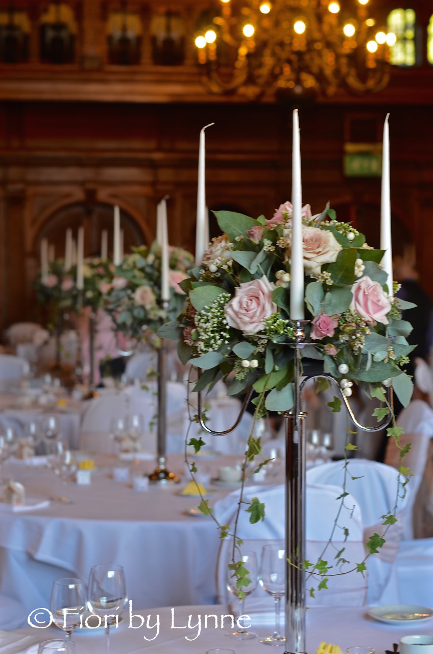 rhinefieldhouse-candelabra-wedding-flowers-natural1.jpg