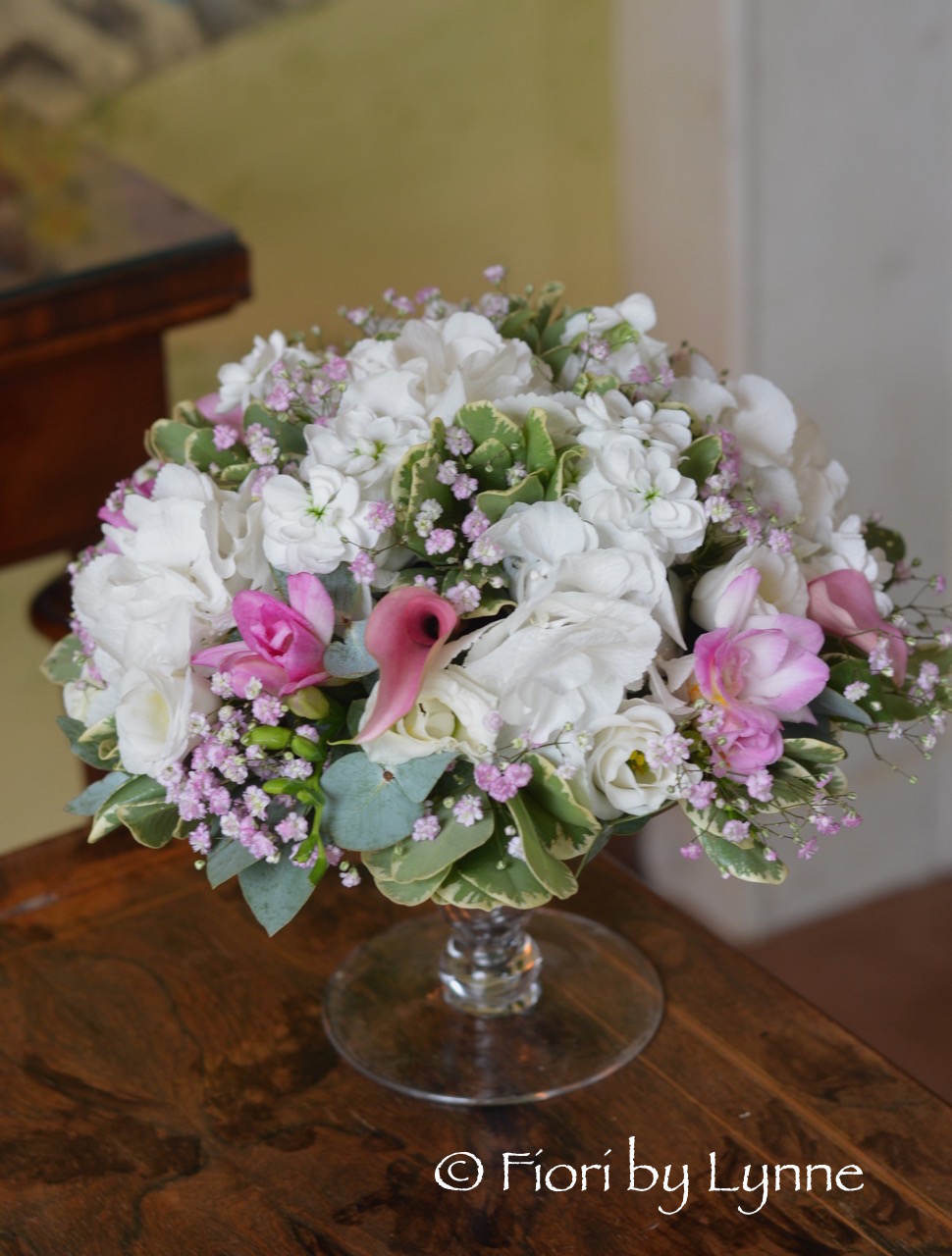 traditional-low-pedestal-bowl-table-flowers-houghtonlodge-period-style.jpg