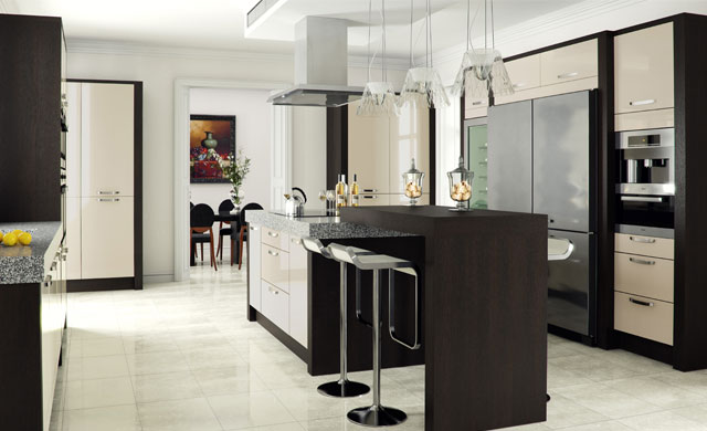 Latte High Gloss with Black/Brown Kitchen