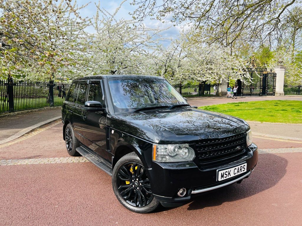 Presented in Sapphire Black with an immaculate Ivory Leather interior