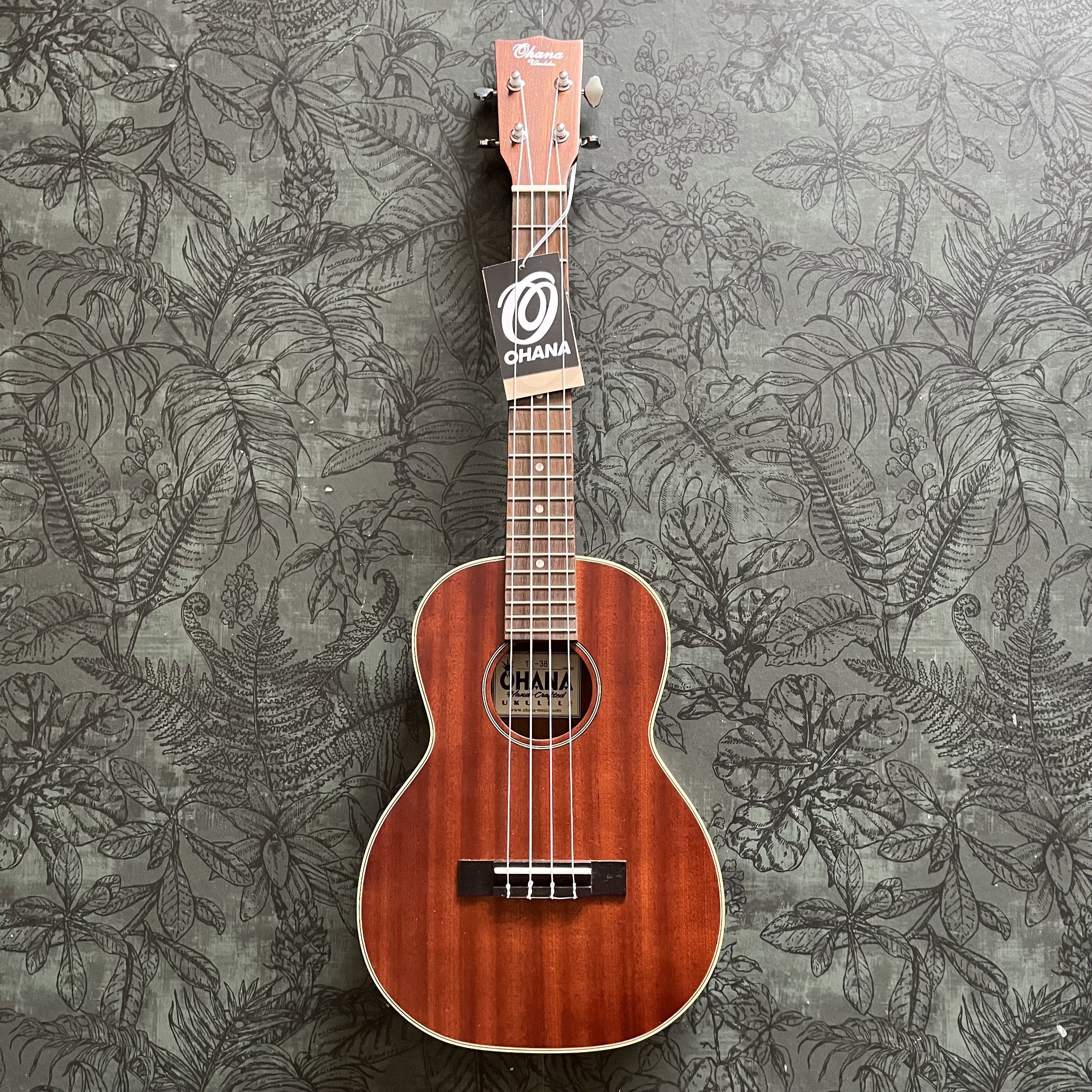 Ohana TK-38 Vintage martin style ukulele