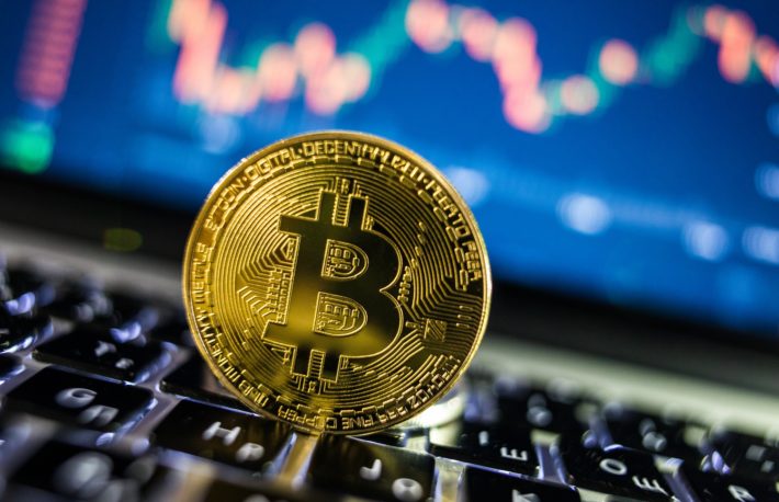 Investuoti uždirbti pinigus bitcoin