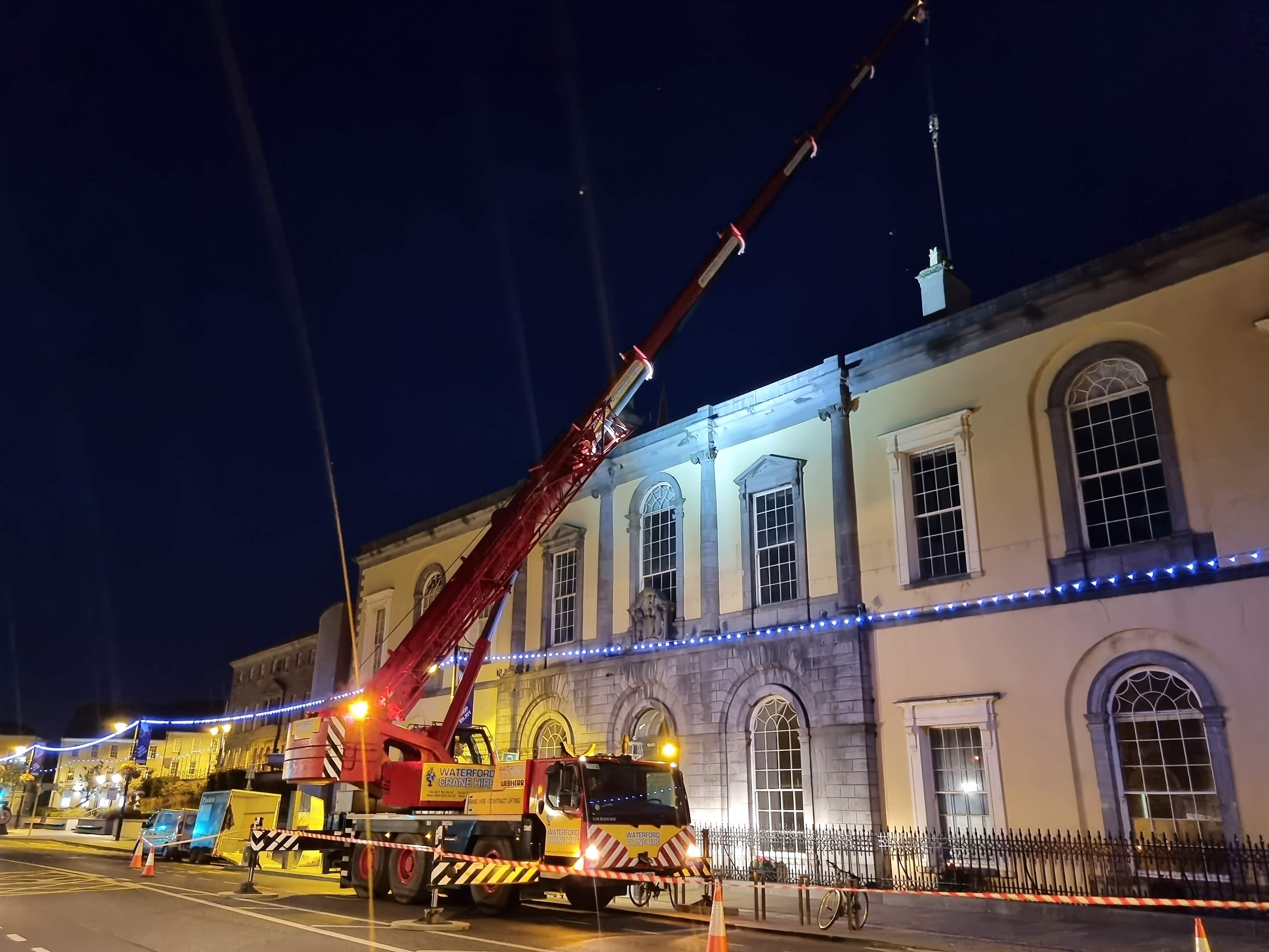 Installing AHU's to roof of Waterford City Hall