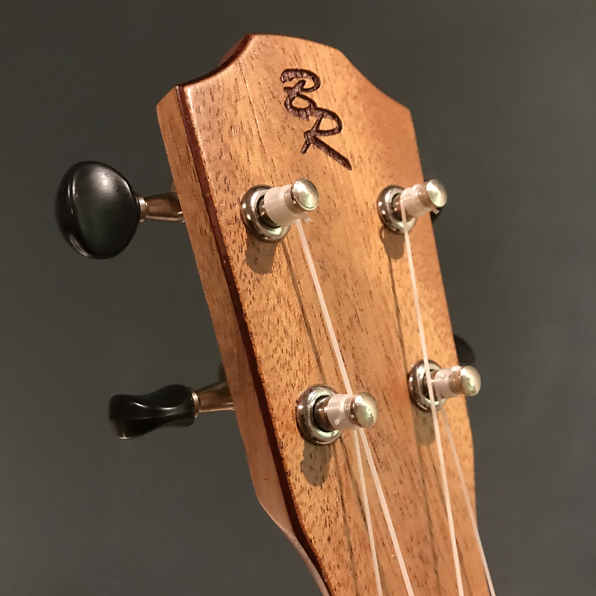 Baton Rouge tenor ukulele UR21T
