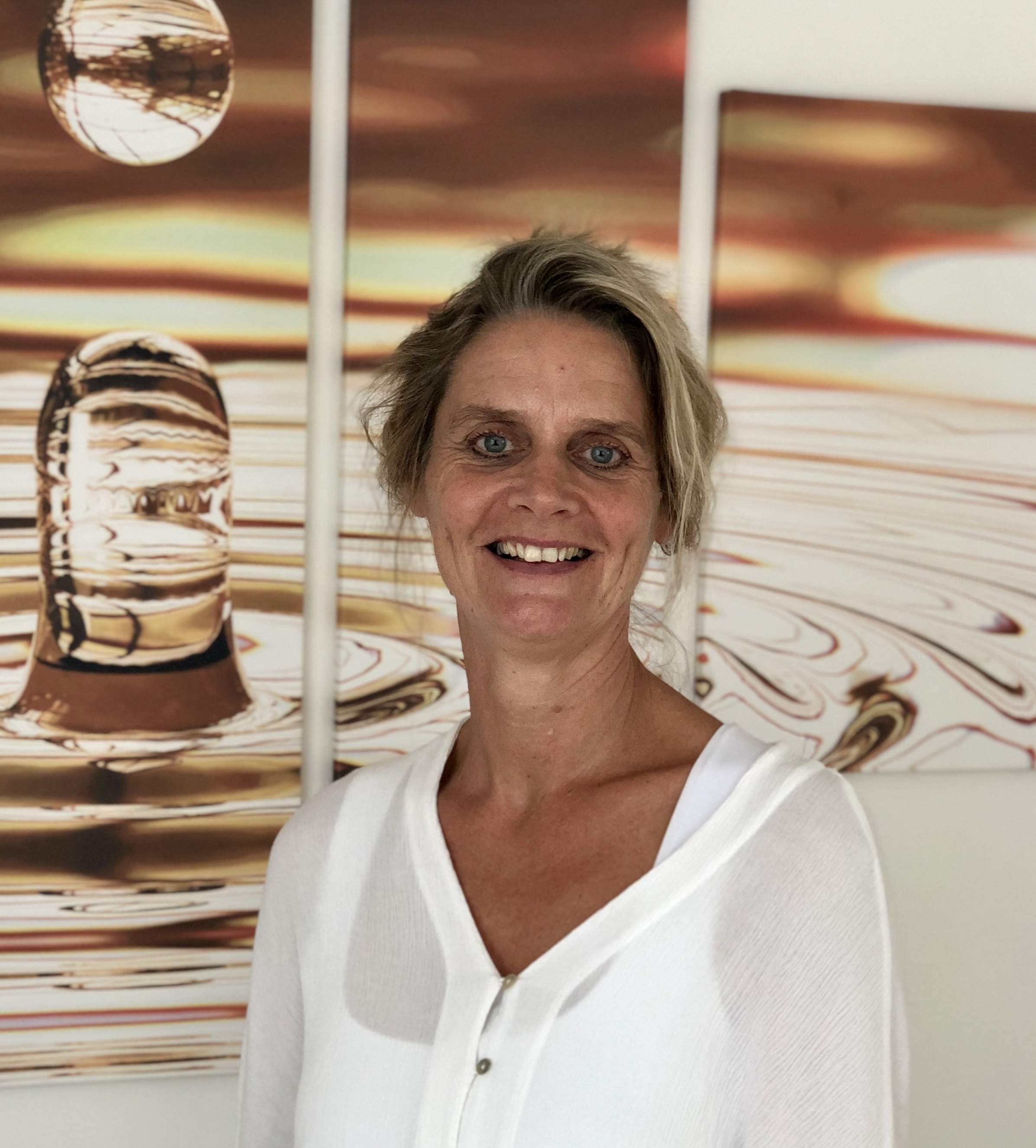 Yvonne Huinink (lid NVA) behandelt al ruim 20 jaar zeer succesvol met acupunctuur.  Vanaf 1998 startte ze met behandelingen Acupunctuur Lichtenvoorde - Praktijk Acupunctuur Loijer. Ze heeft haar eigen praktijk en staat voor Acupunctuur Dry Needling DryneedlingDoetinchem.