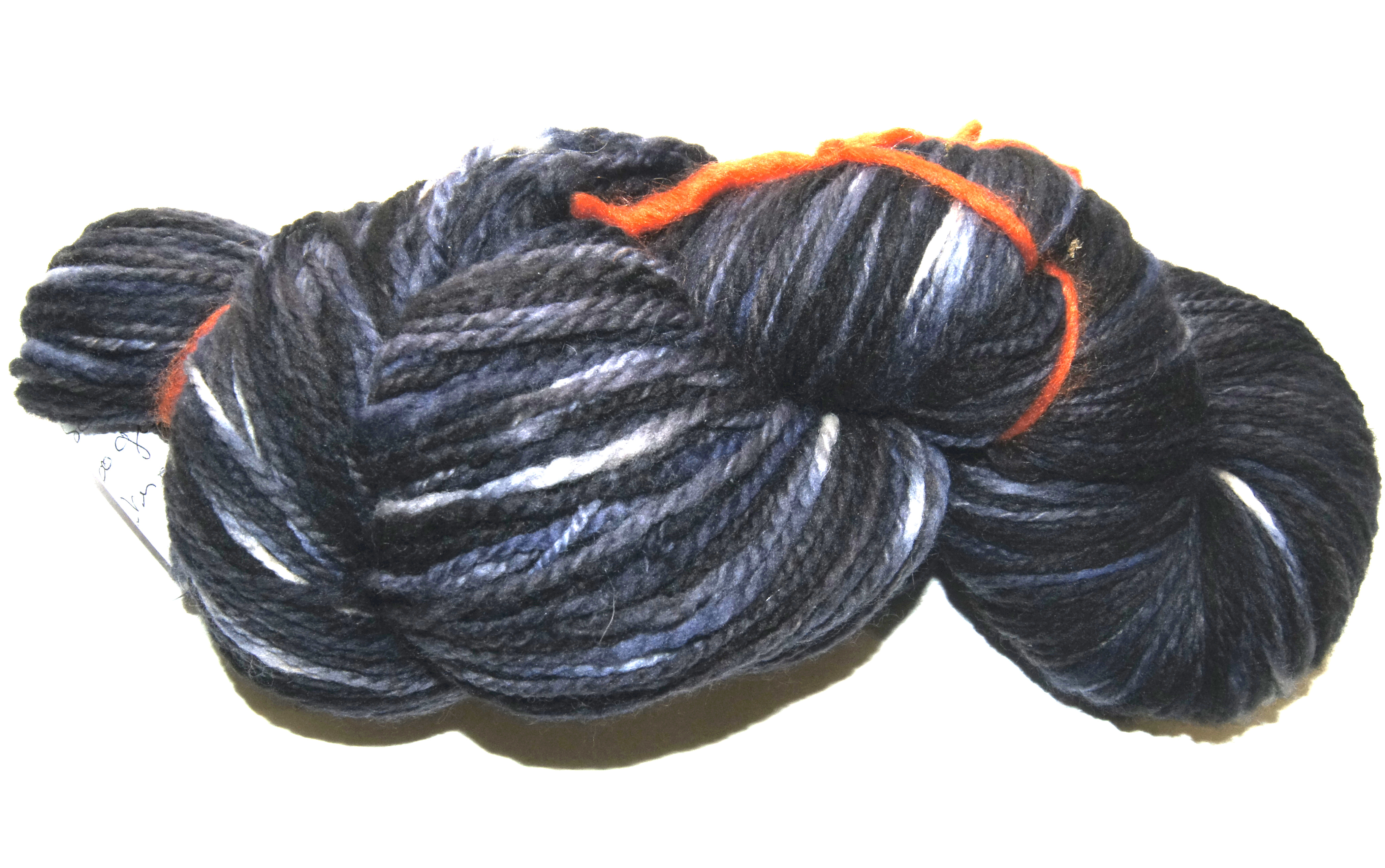 Echeveau de laine Rambouillet nuances de gris noir