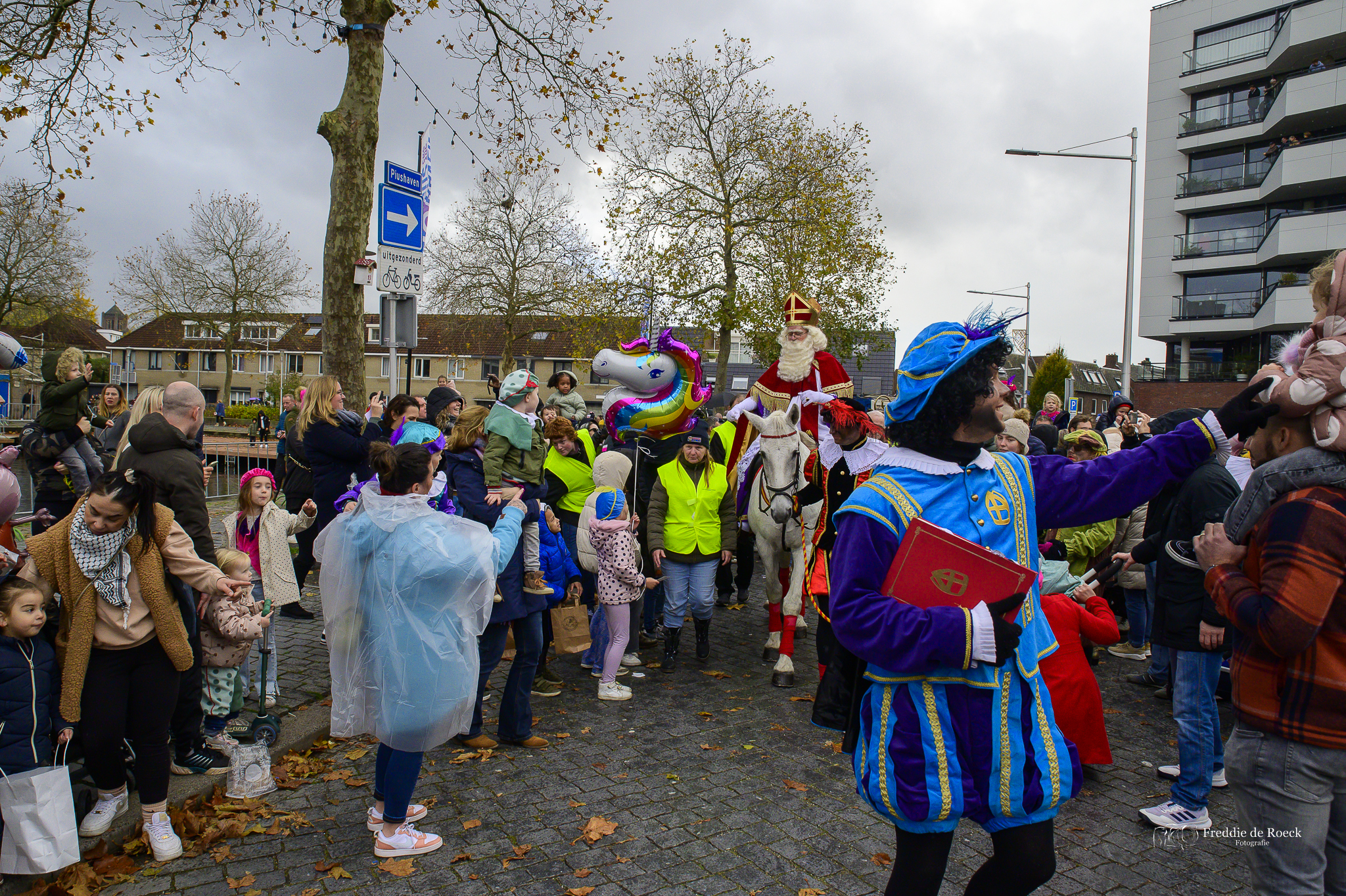 Sinterklaas intocht  _  Piushaven Tilburg _  Foto _ Freddie de Roeck  _ 19 Nov 2023-100jpg