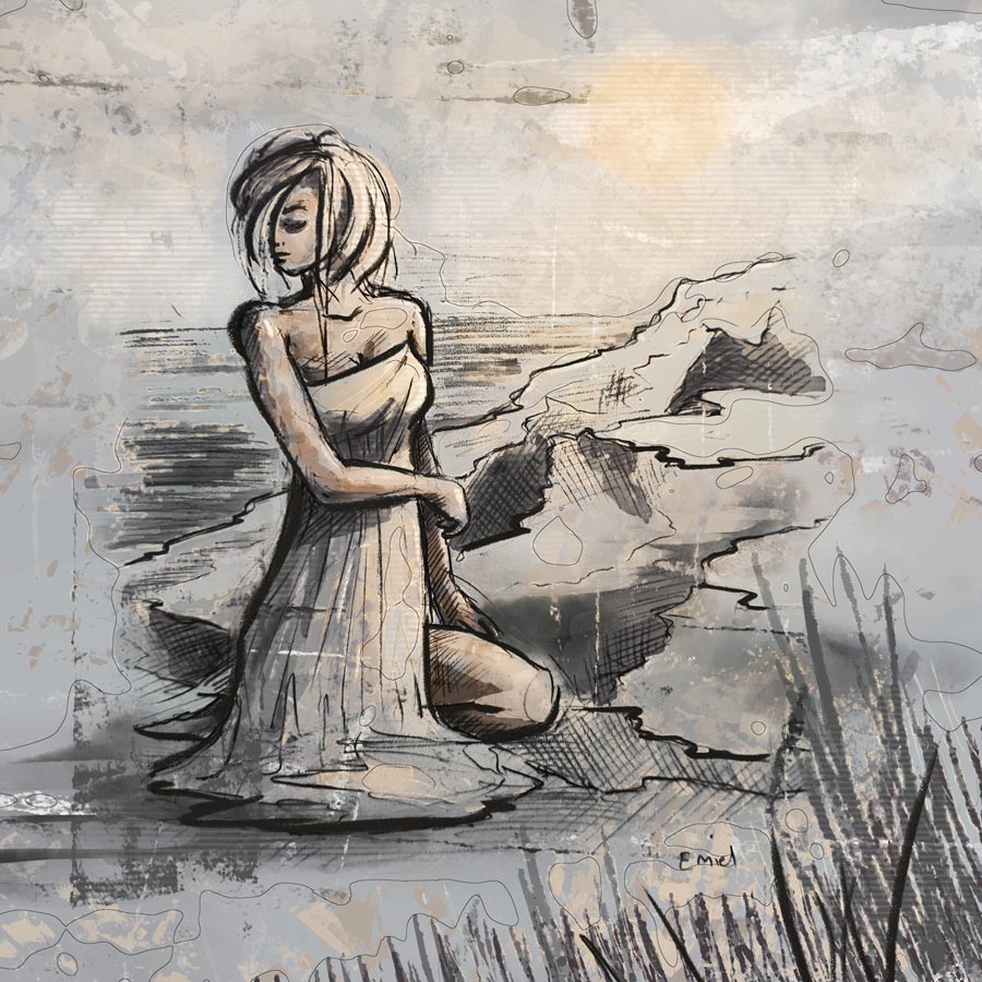 Vrouw bij rots kust in zonsondergang