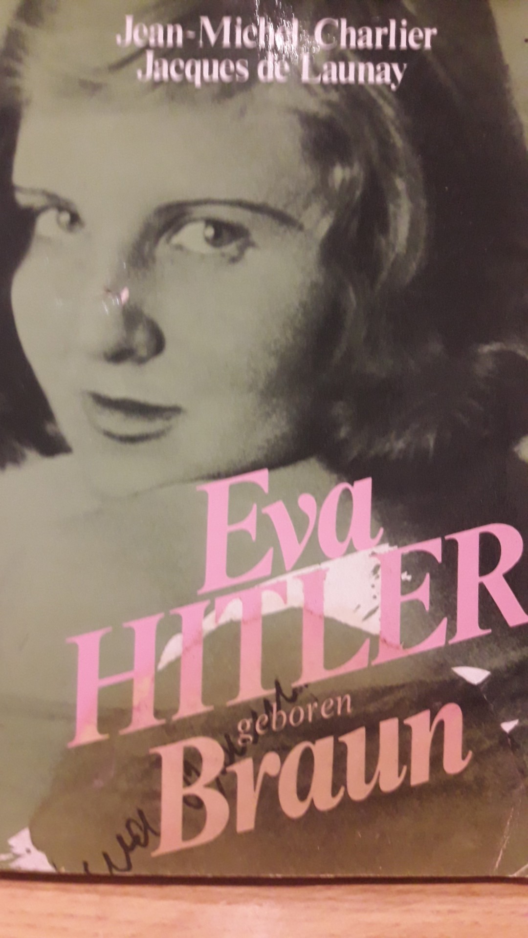 Eva Hitler , geboren Braun / 270 blz