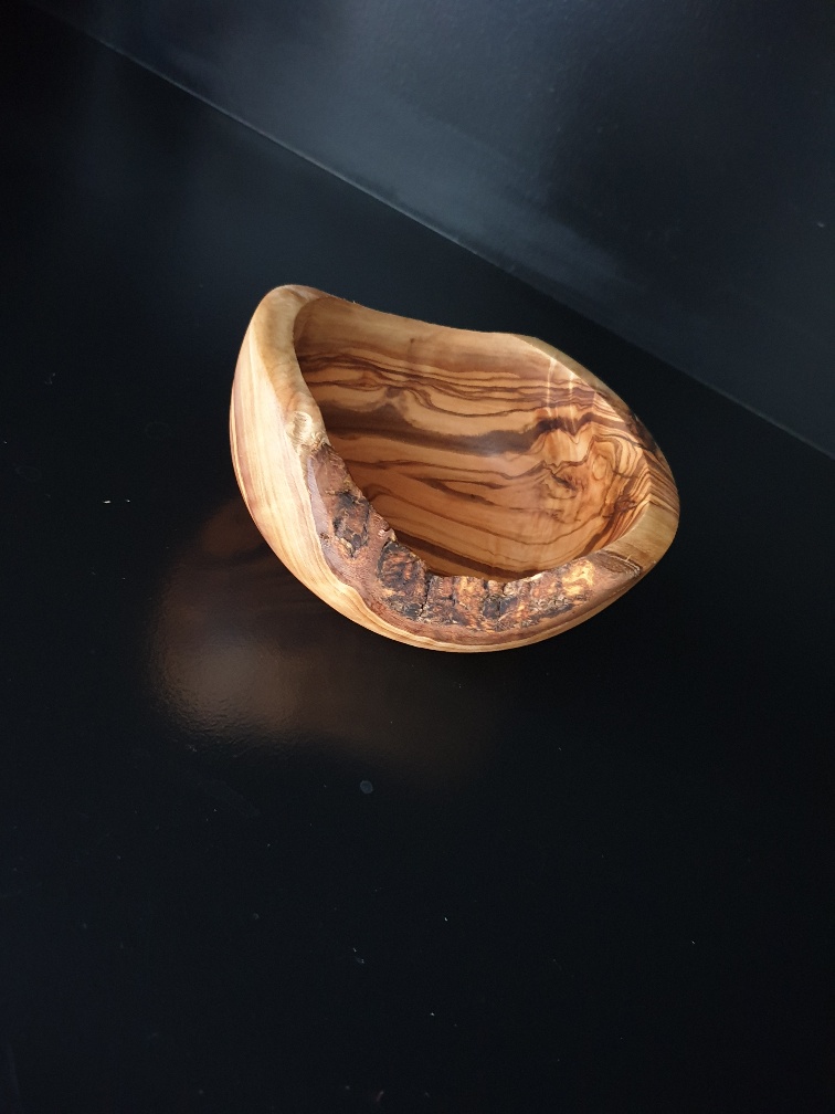 Rustiek bowl      ca 14 cm