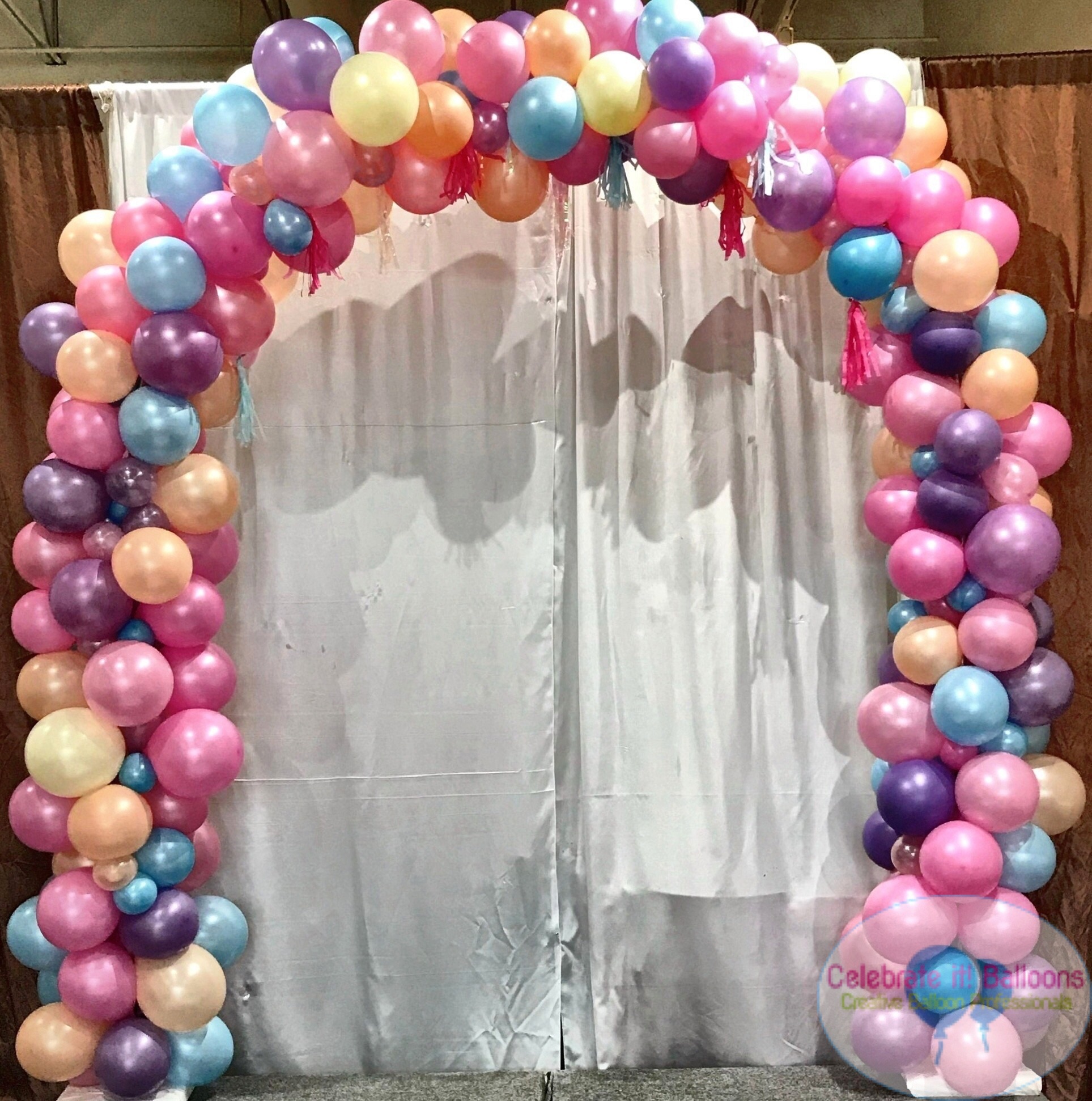 Organic balloon arch, pastel colors