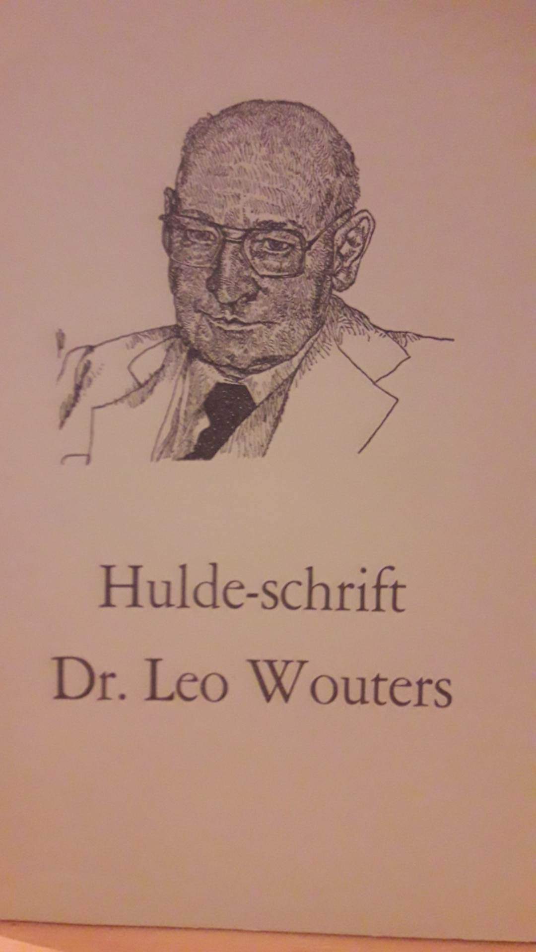 Huldeschrift Leo Wouters / 64 blz