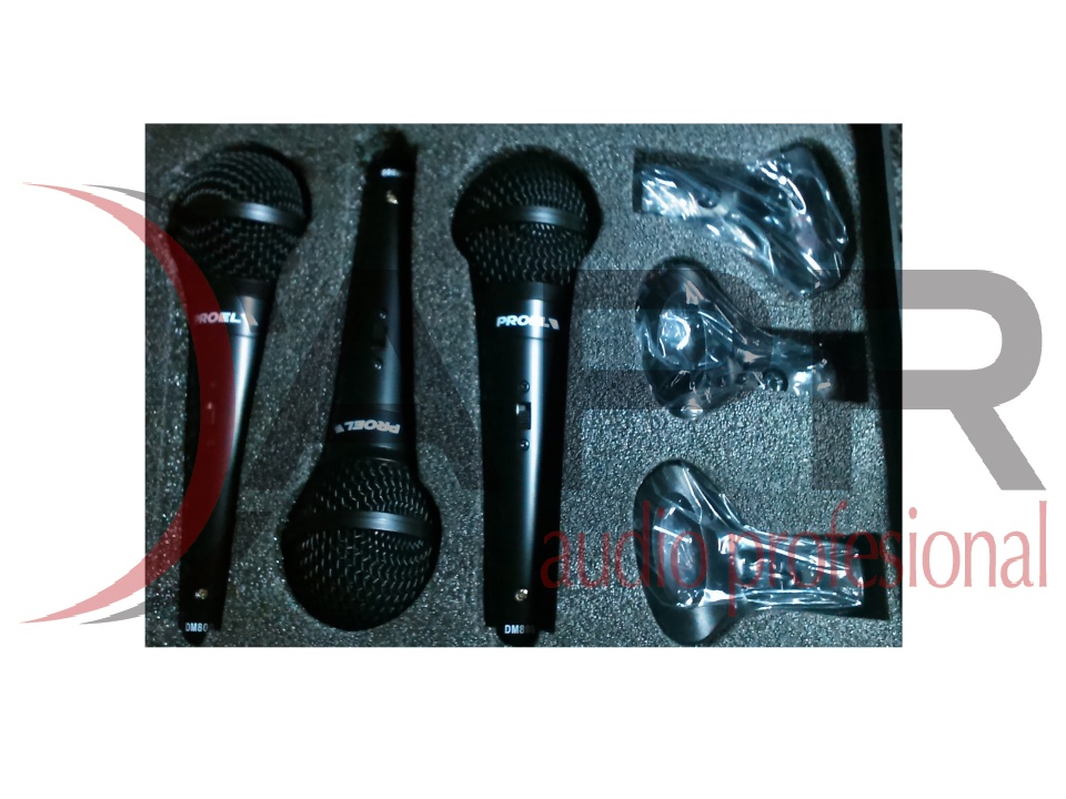 Micrófonos juego de 3 piezas con soportes y estuche, modelo DM800KIT, marca PROEL