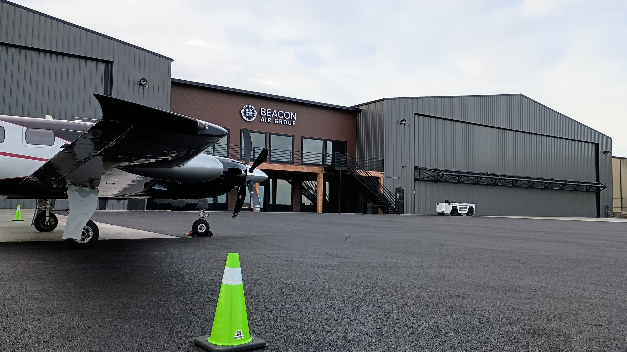 Beacon Air Group opens new FBO facility at Billings Logan  International Airport/KBIL
