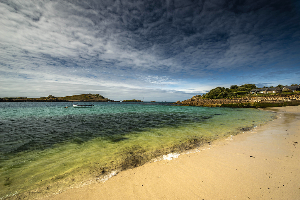 The tranquil waters fringing The Porth, look inviting at Lowertown Quay. Stock Image ID: 2949