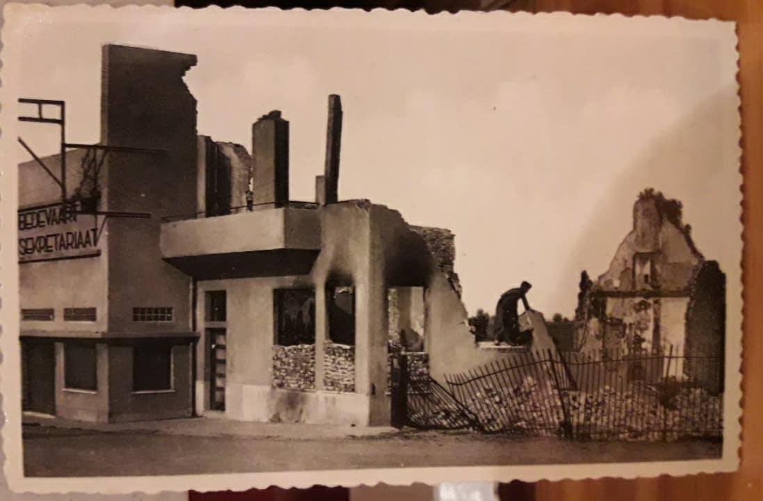 Ijzerbedevaart Diksmuide / postkaart uitgebrand ijzerbedevaart secretariaat mei 1940  ( T40 )