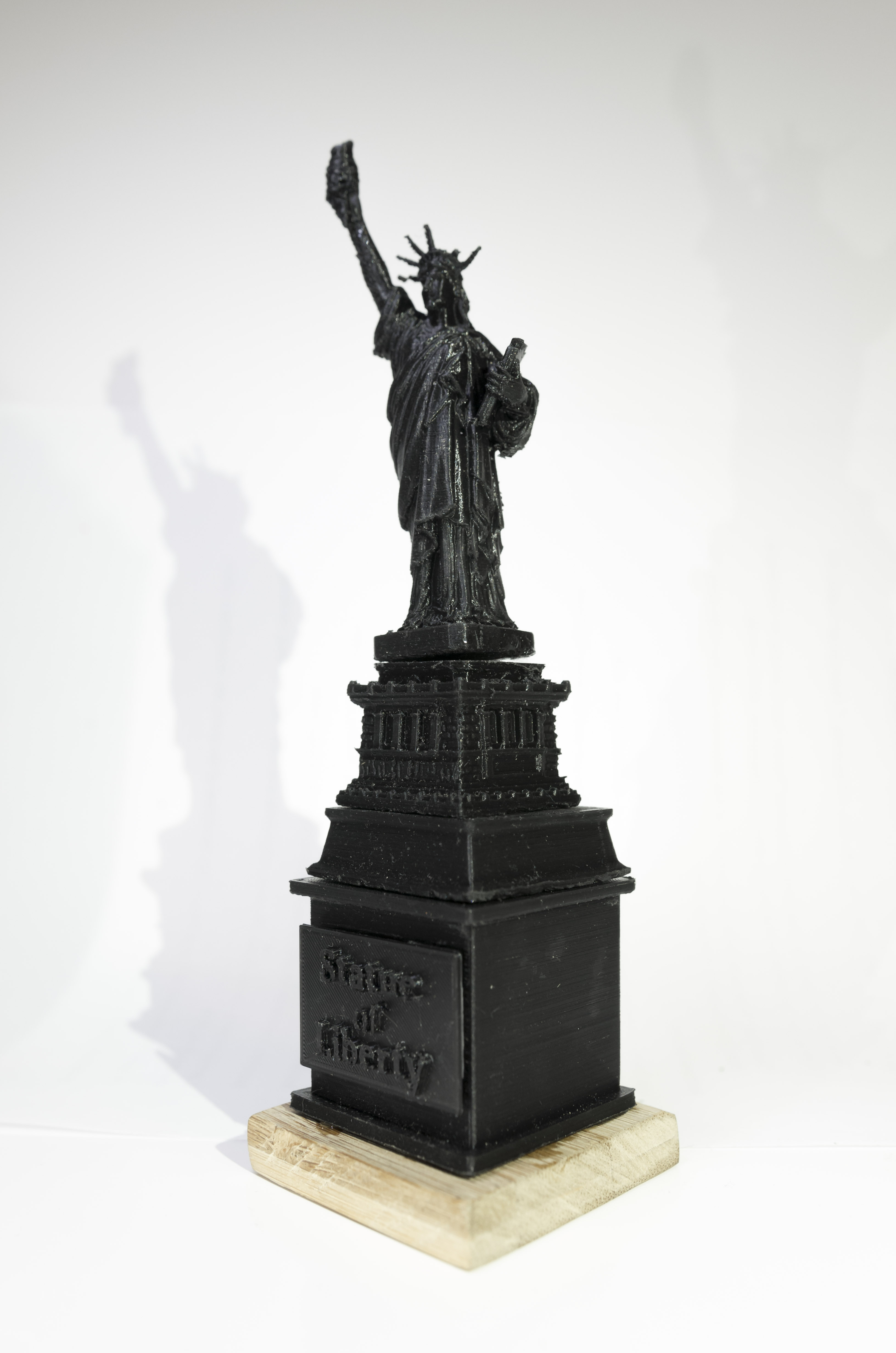 deface-a-statue: Statue of Liberty