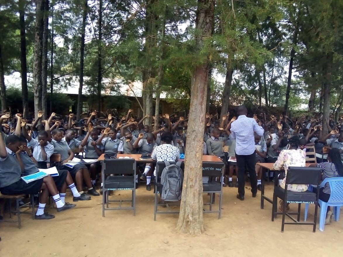 EDUCATION SUPPORT IN KENYA, BHUTAN & TANZANIA | OZNUR BELL