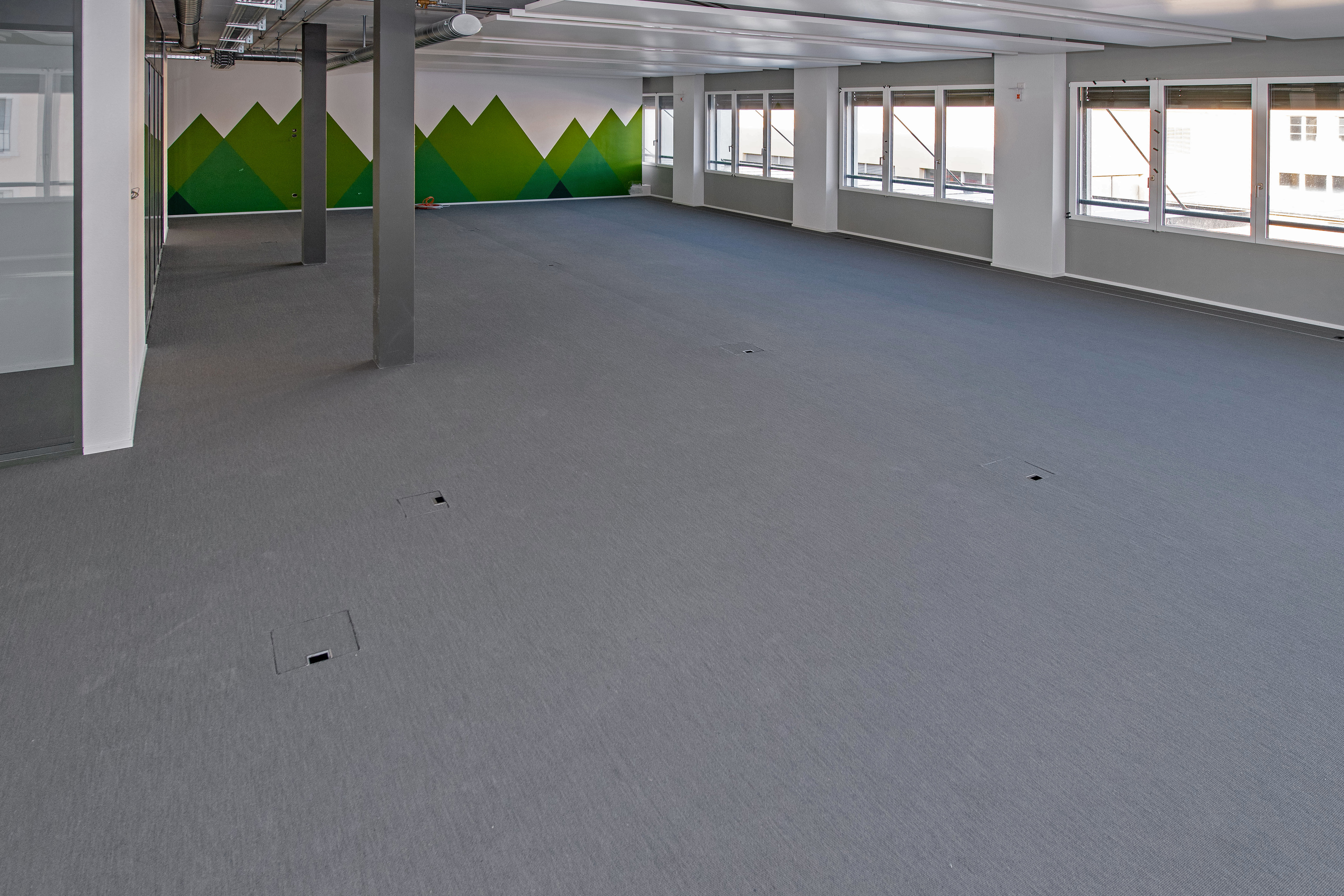 Büroräume 440 m2 Webteppich Colorrips