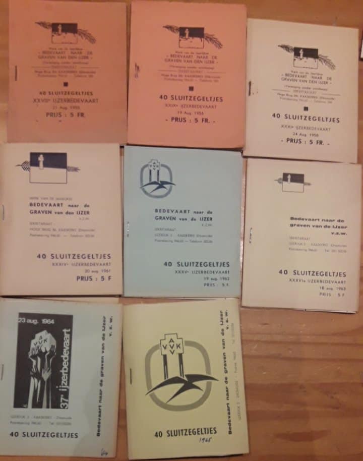 Ijzerbedevaart Diksmuide - 8 boekjes met sluitzegels van tussen 1955 en 1965