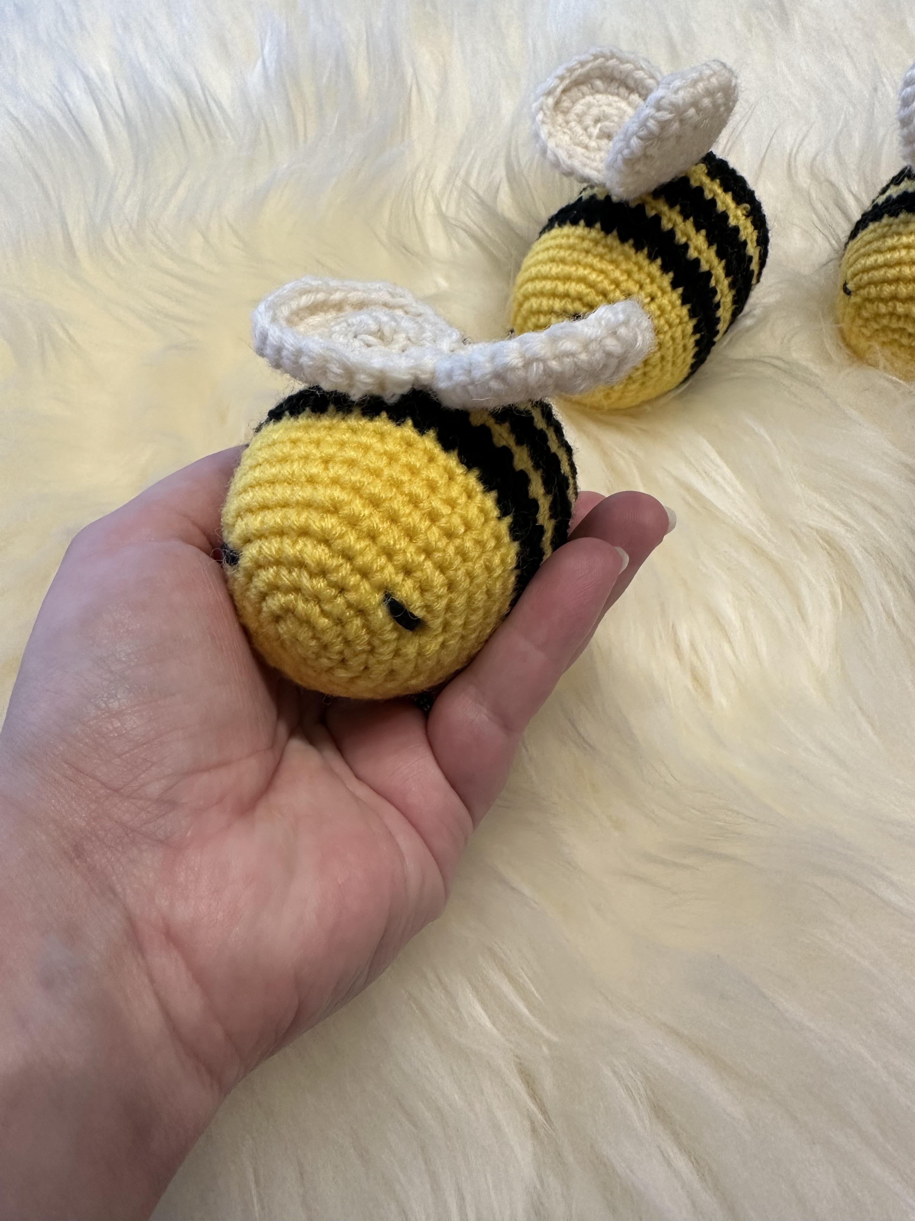 Katzenspielzeug Biene