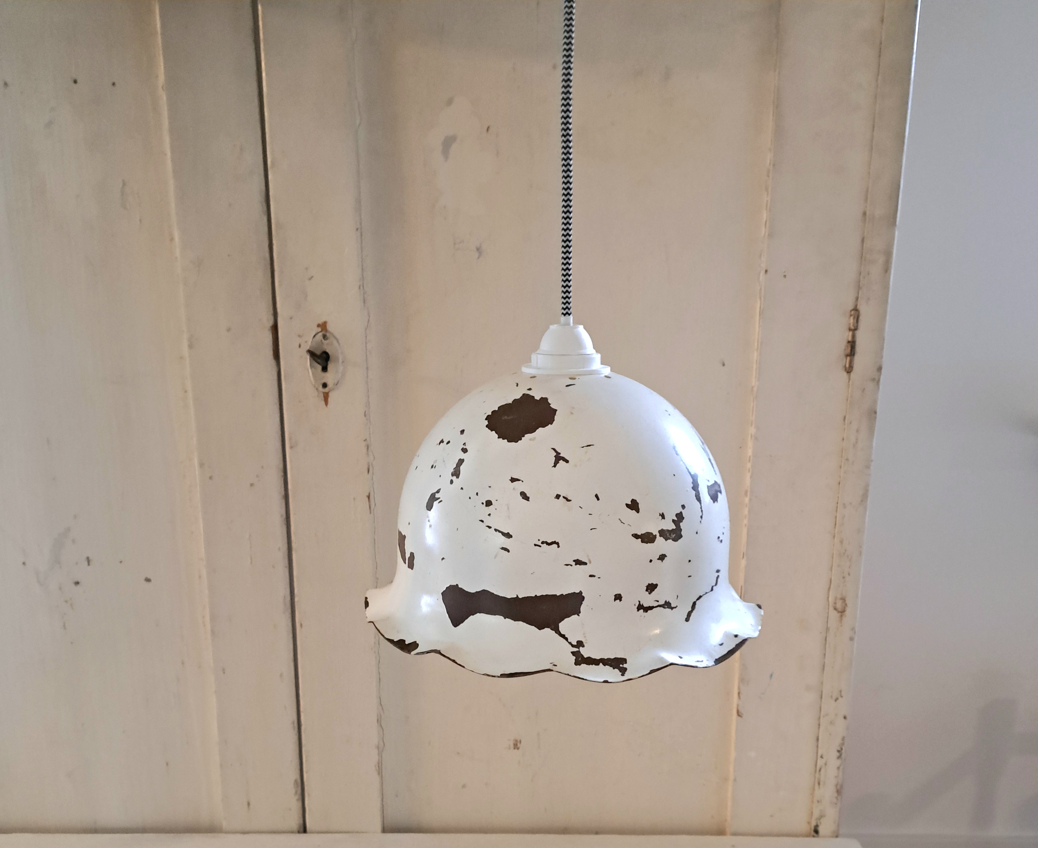 Brocante witte hanglamp
