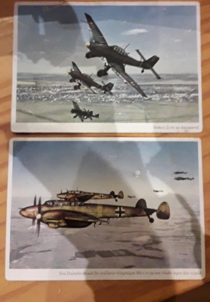 2 NEDERLANDSTALIGE propagandapostkaarten Luftwaffe / origineel  Messerschmit en Stuka