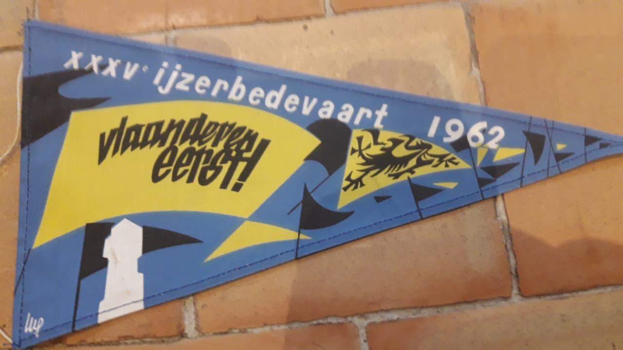Ijzerbedevaart diksmuide - Ijzertoren fietswimpel 1962 / 35e Ijzerbedevaart