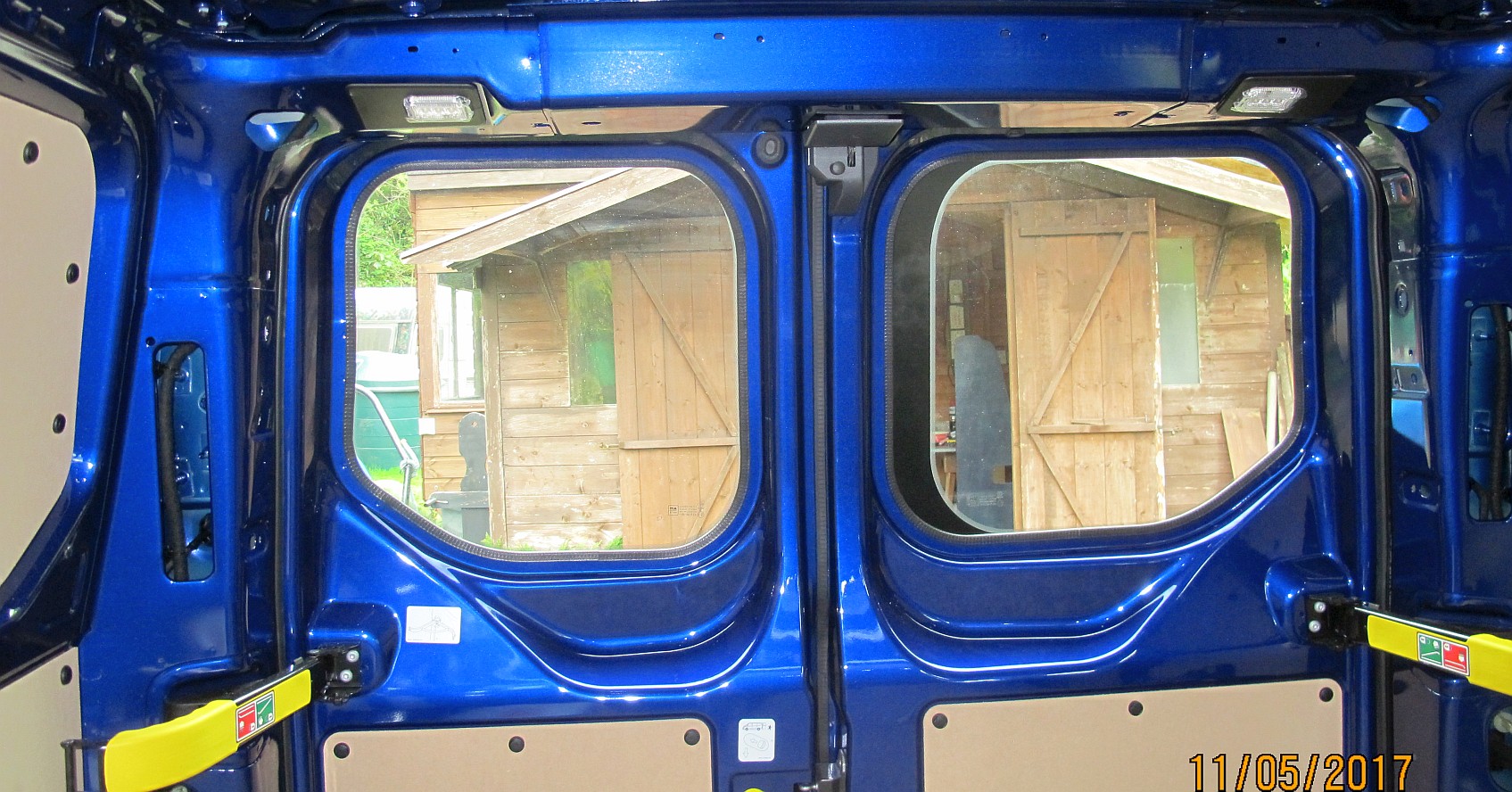 Transit Custom Rear Barn Door Windows, Privacy Glass (Pair)