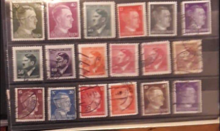18 gelopen postzegels van Adolf Hitler (RB 03)